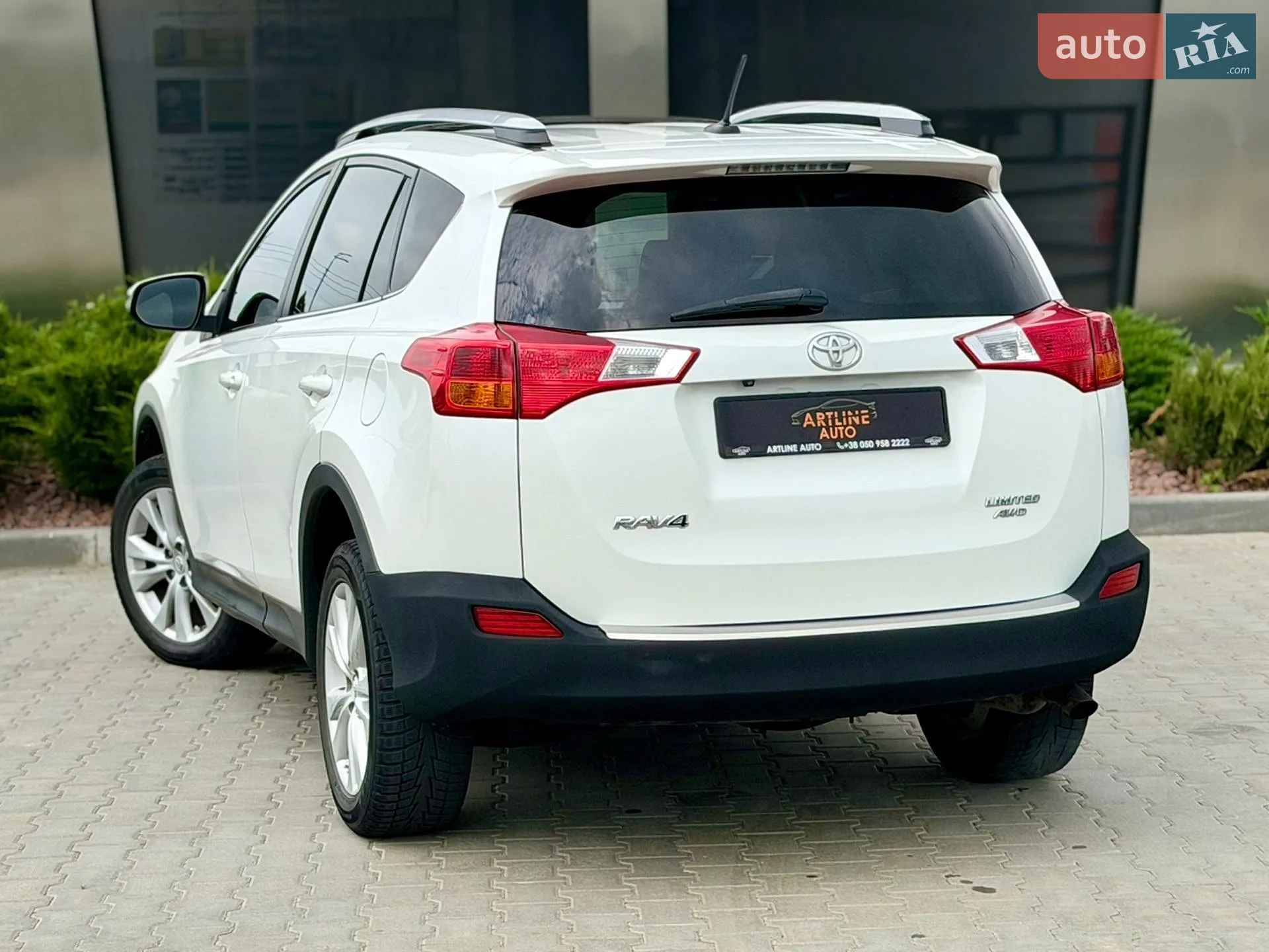 2013 Toyota RAV 4 - мініатюра 2