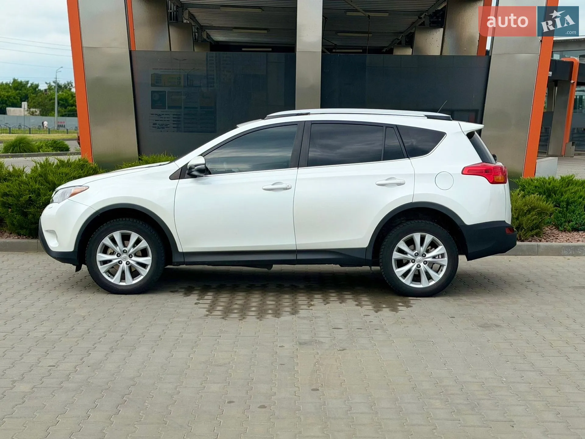 2013 Toyota RAV 4 - мініатюра 3