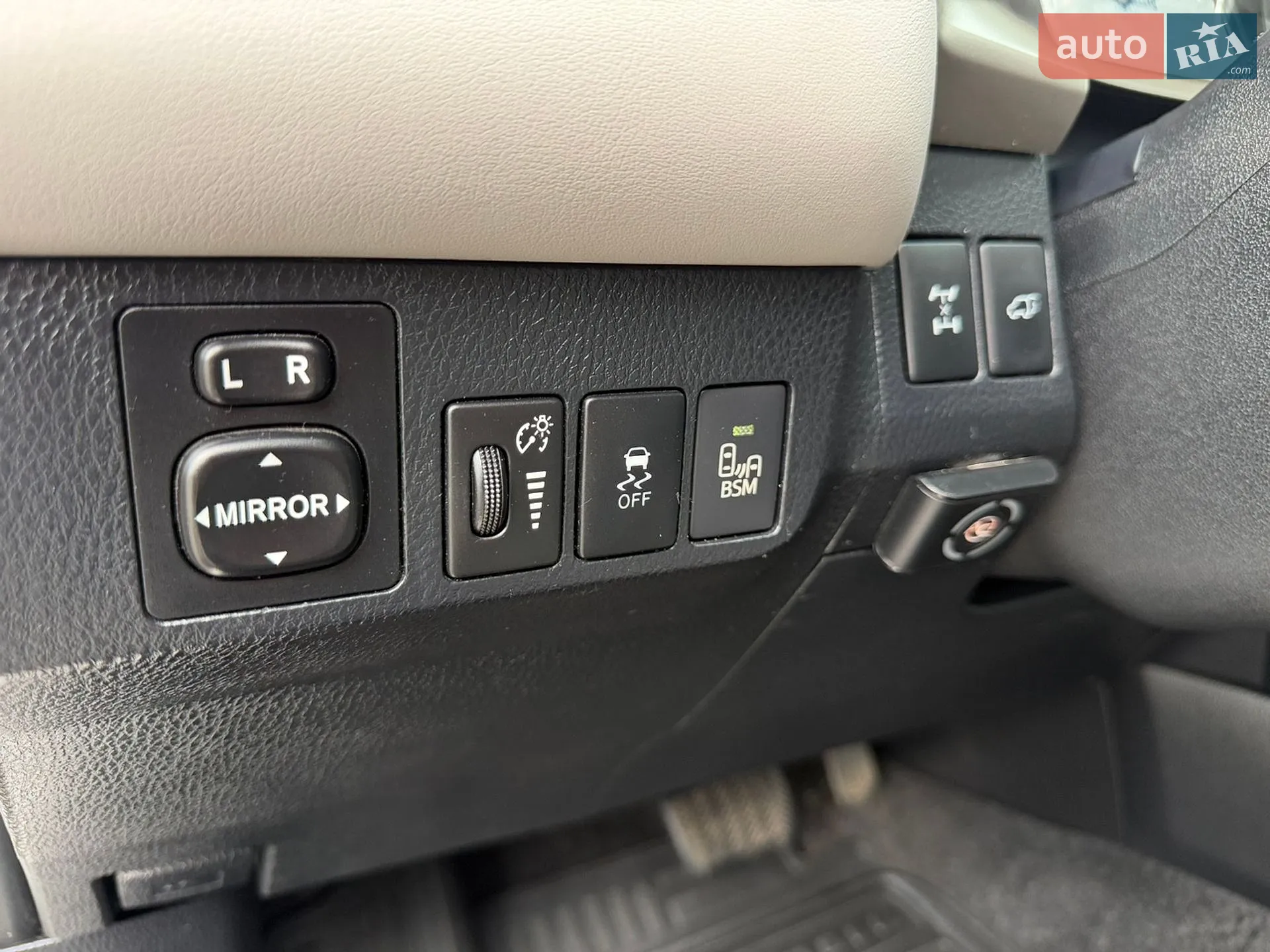 2013 Toyota RAV 4 - мініатюра 40