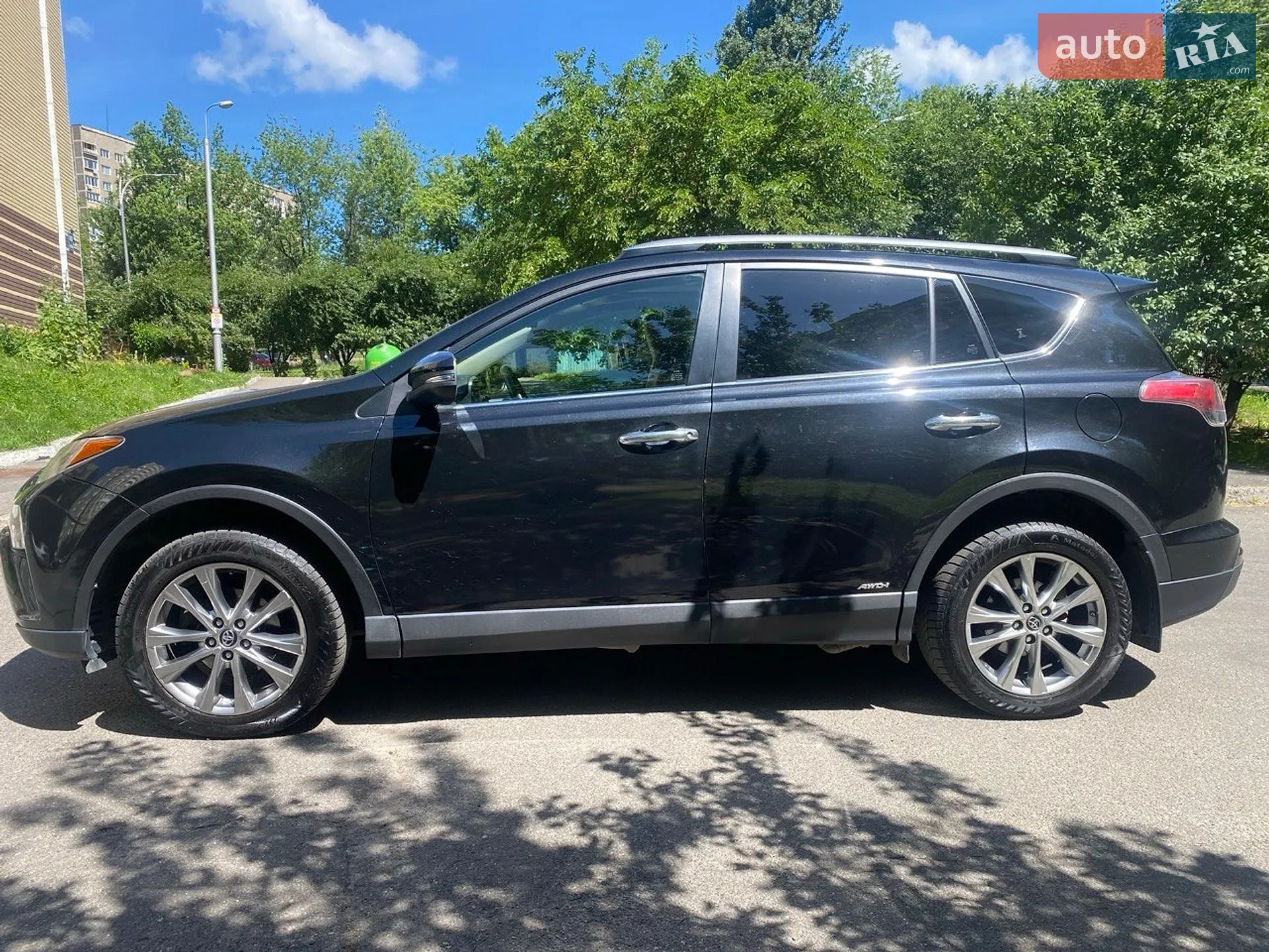 2016 Toyota RAV 4 - фото 1