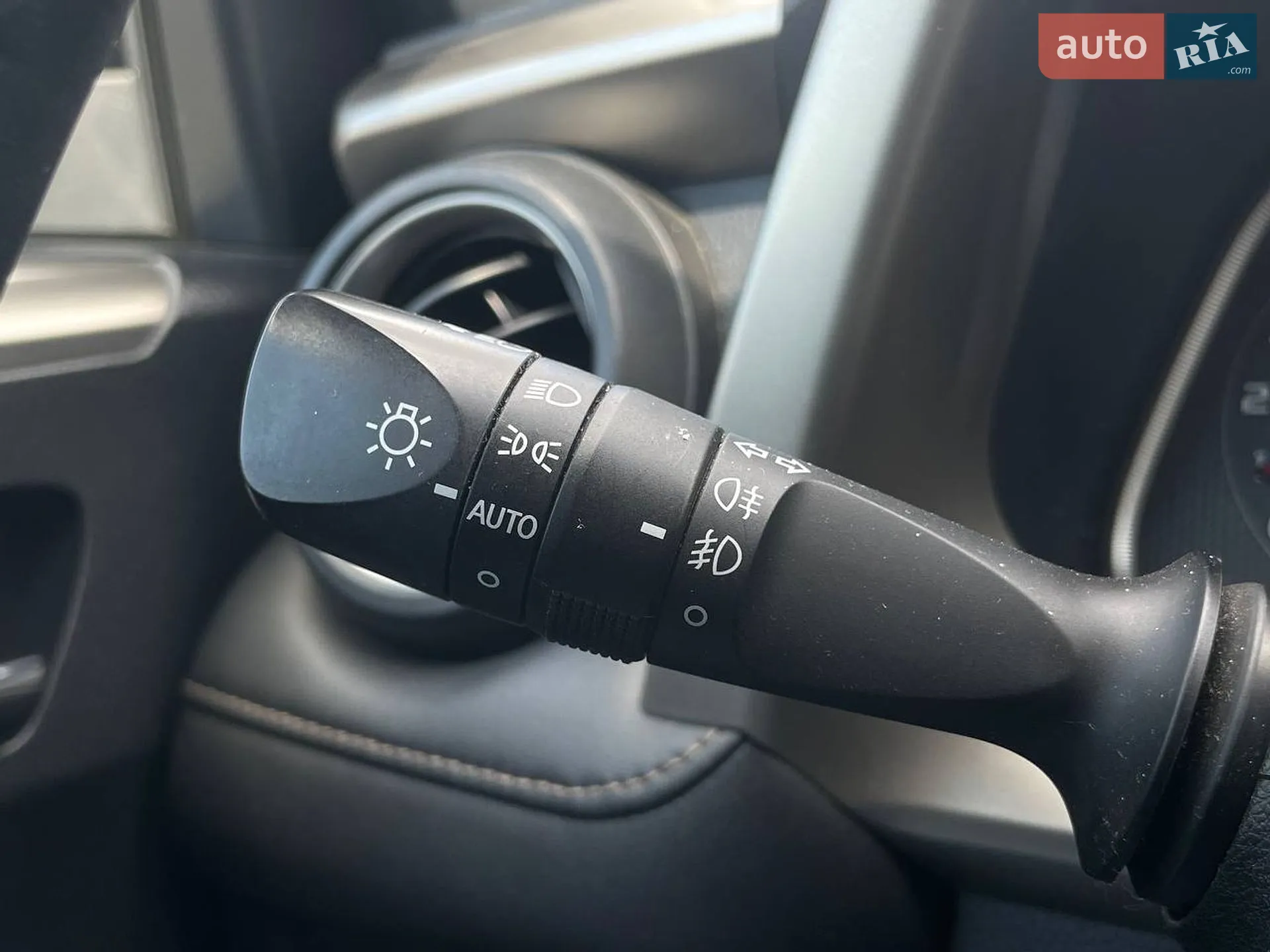 2014 Toyota RAV 4 - мініатюра 20