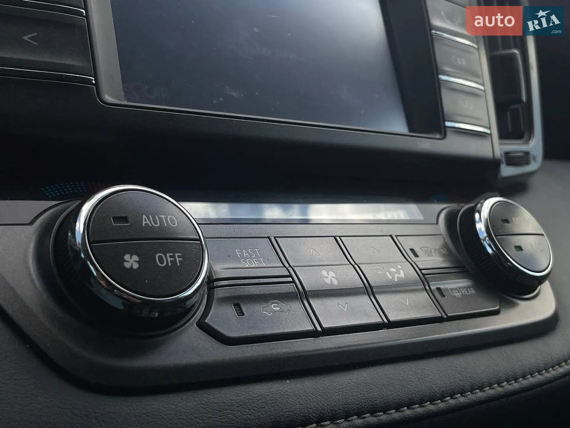 2014 Toyota RAV 4 - мініатюра 29