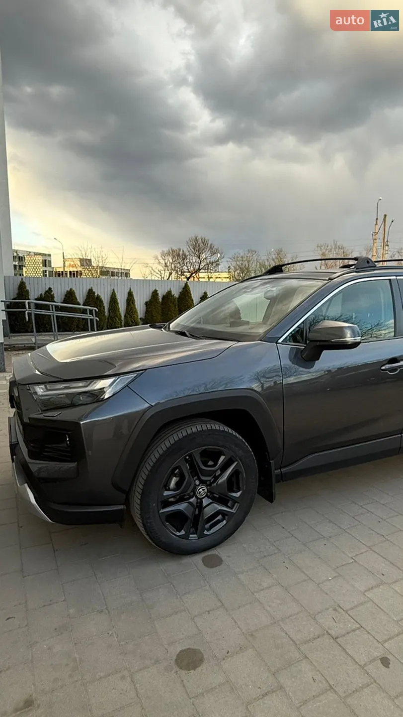 2022 Toyota RAV 4 - мініатюра 11
