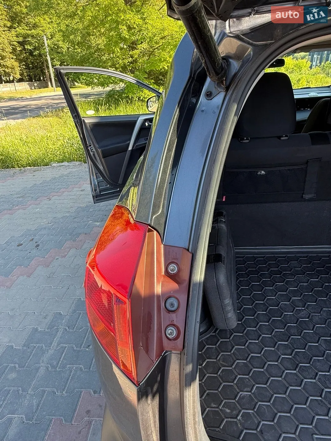 2015 Toyota RAV 4 - мініатюра 12