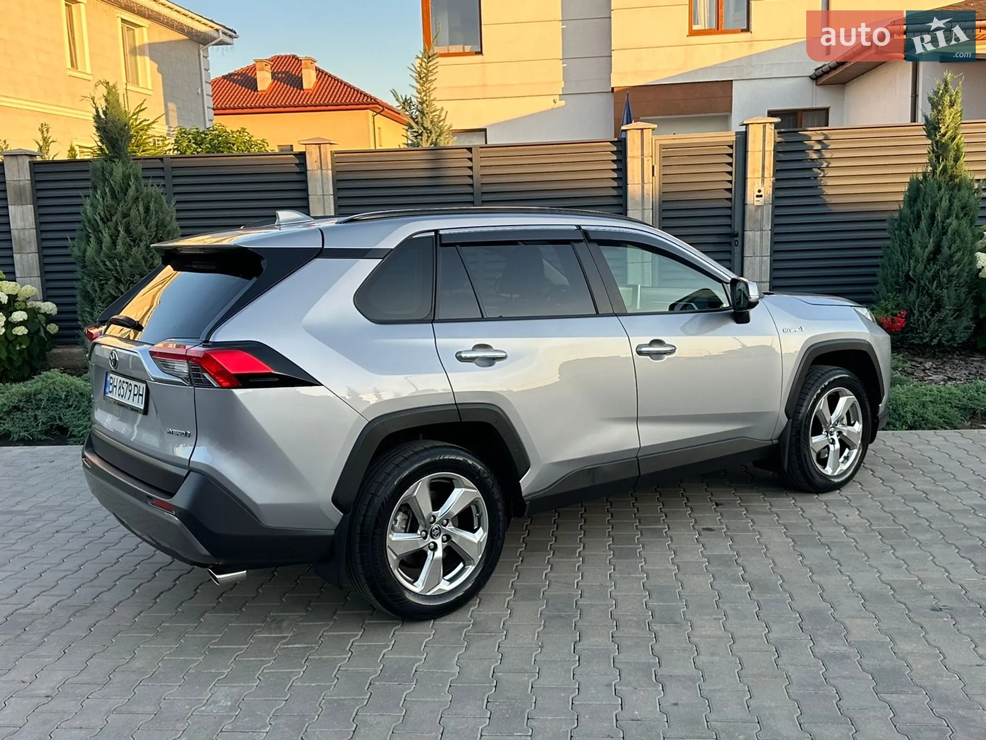 2019 Toyota RAV 4 - мініатюра 28