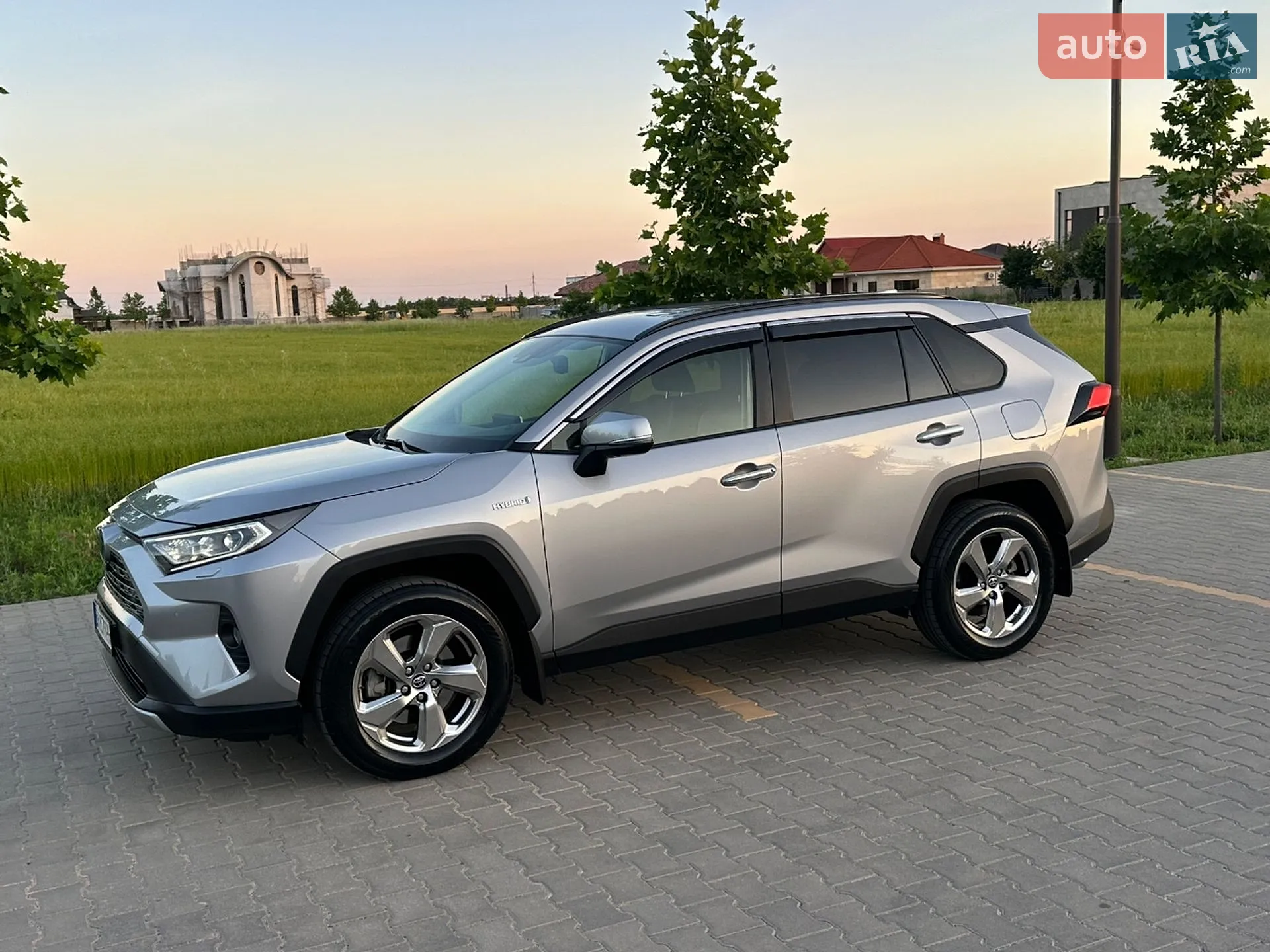2019 Toyota RAV 4 - мініатюра 96