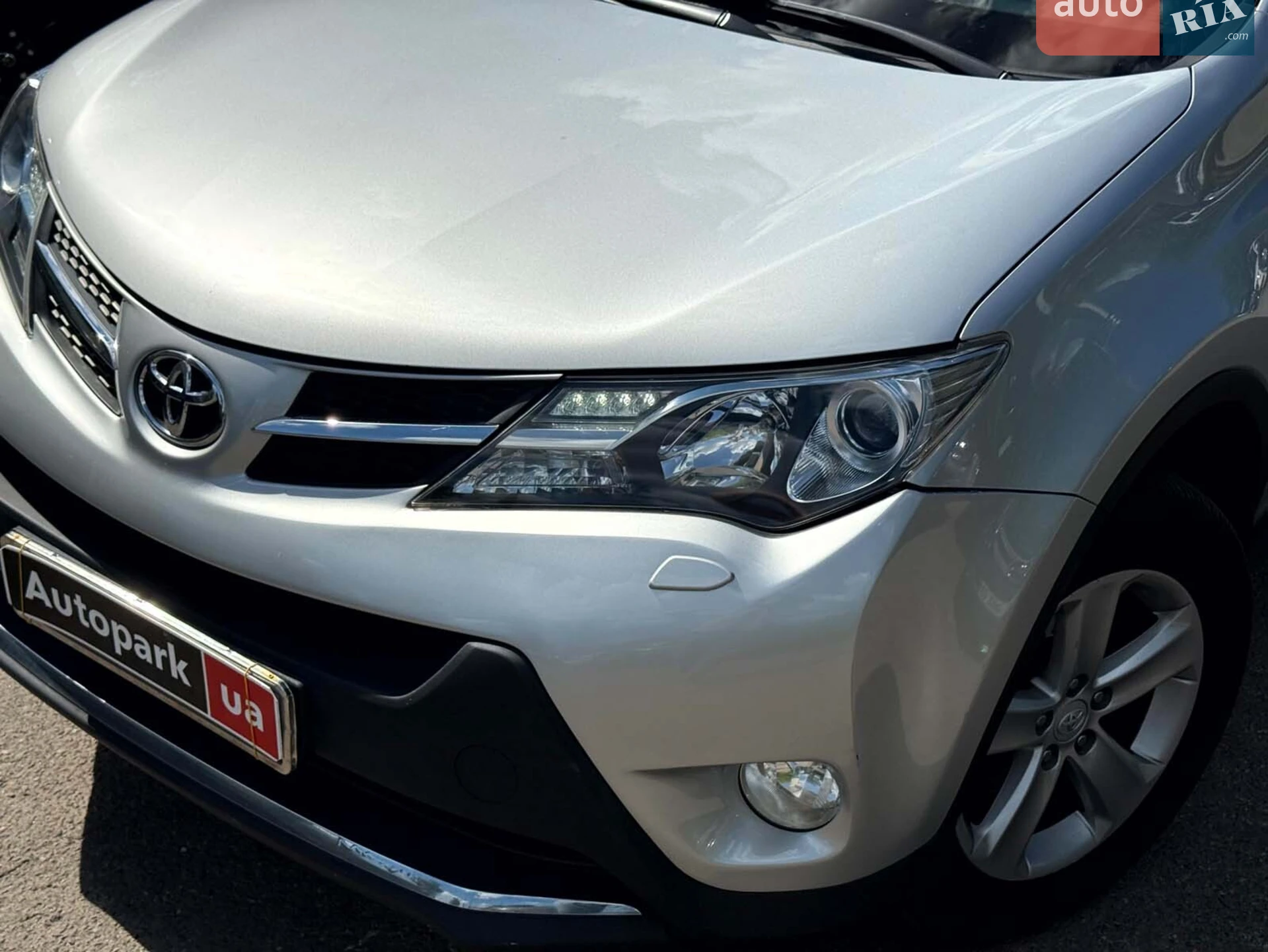 2013 Toyota RAV 4 - мініатюра 4