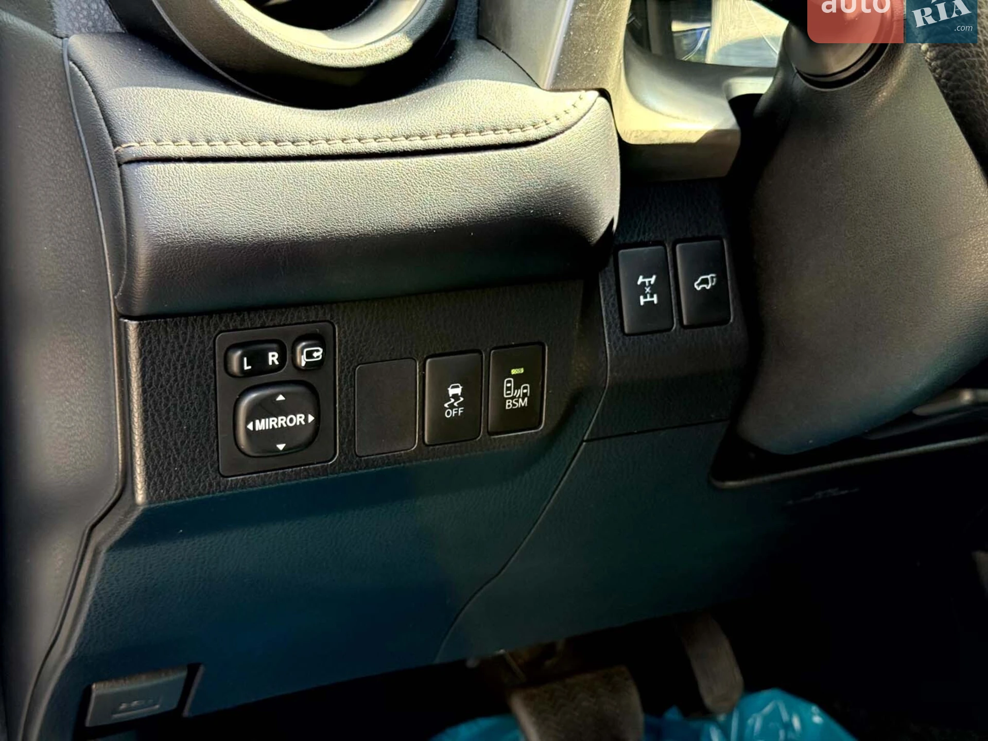 2013 Toyota RAV 4 - мініатюра 25