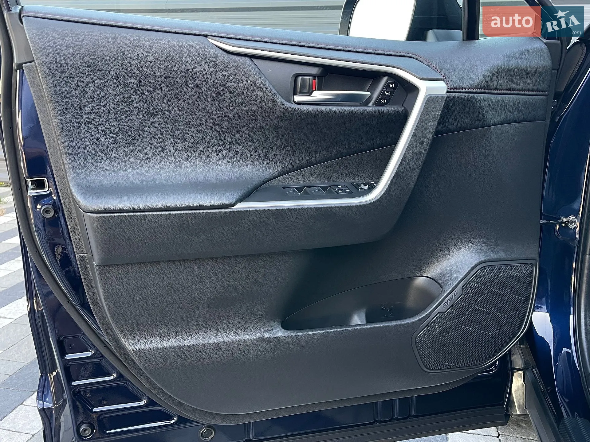 2020 Toyota RAV 4 - мініатюра 37
