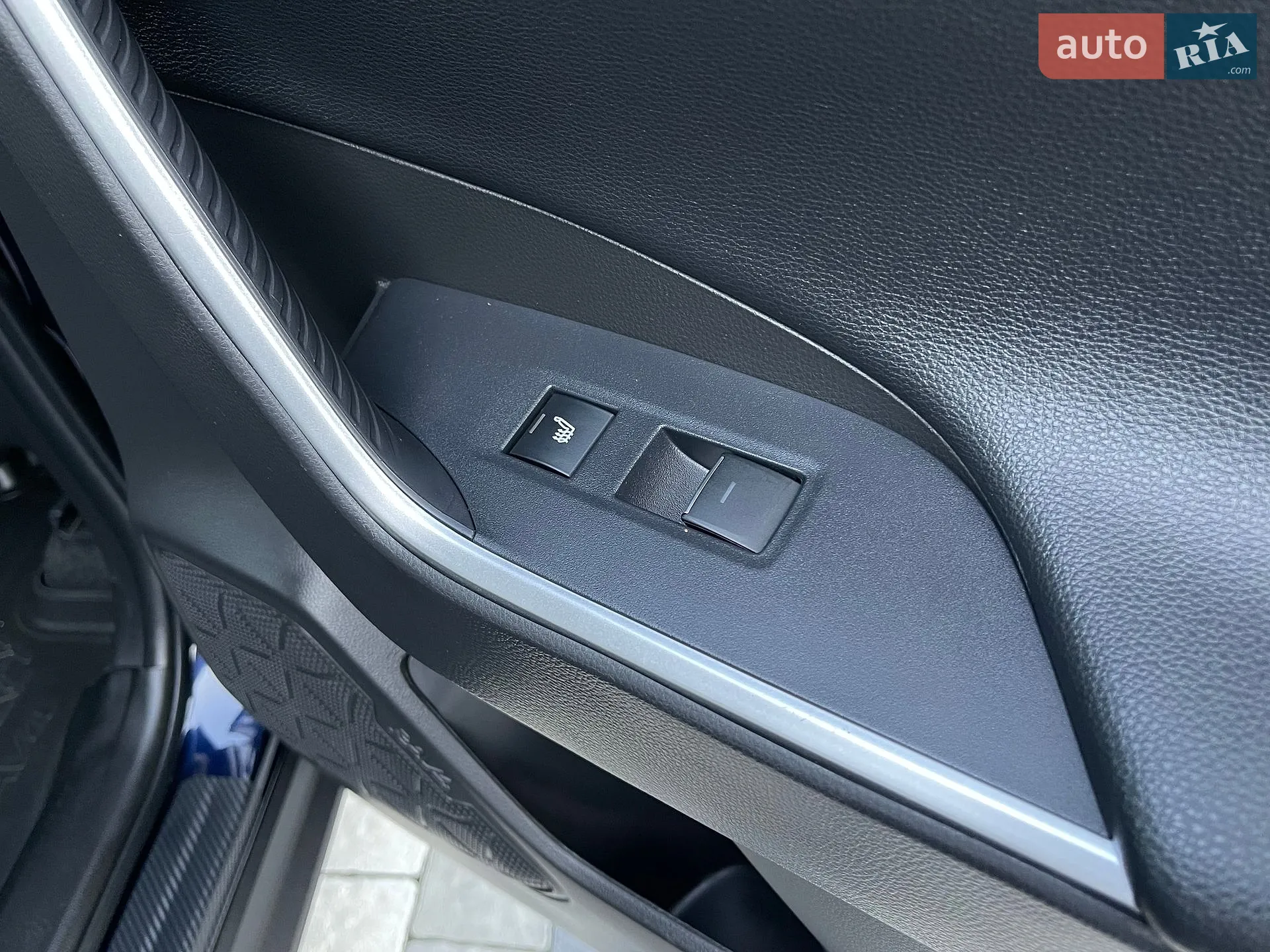 2020 Toyota RAV 4 - мініатюра 68
