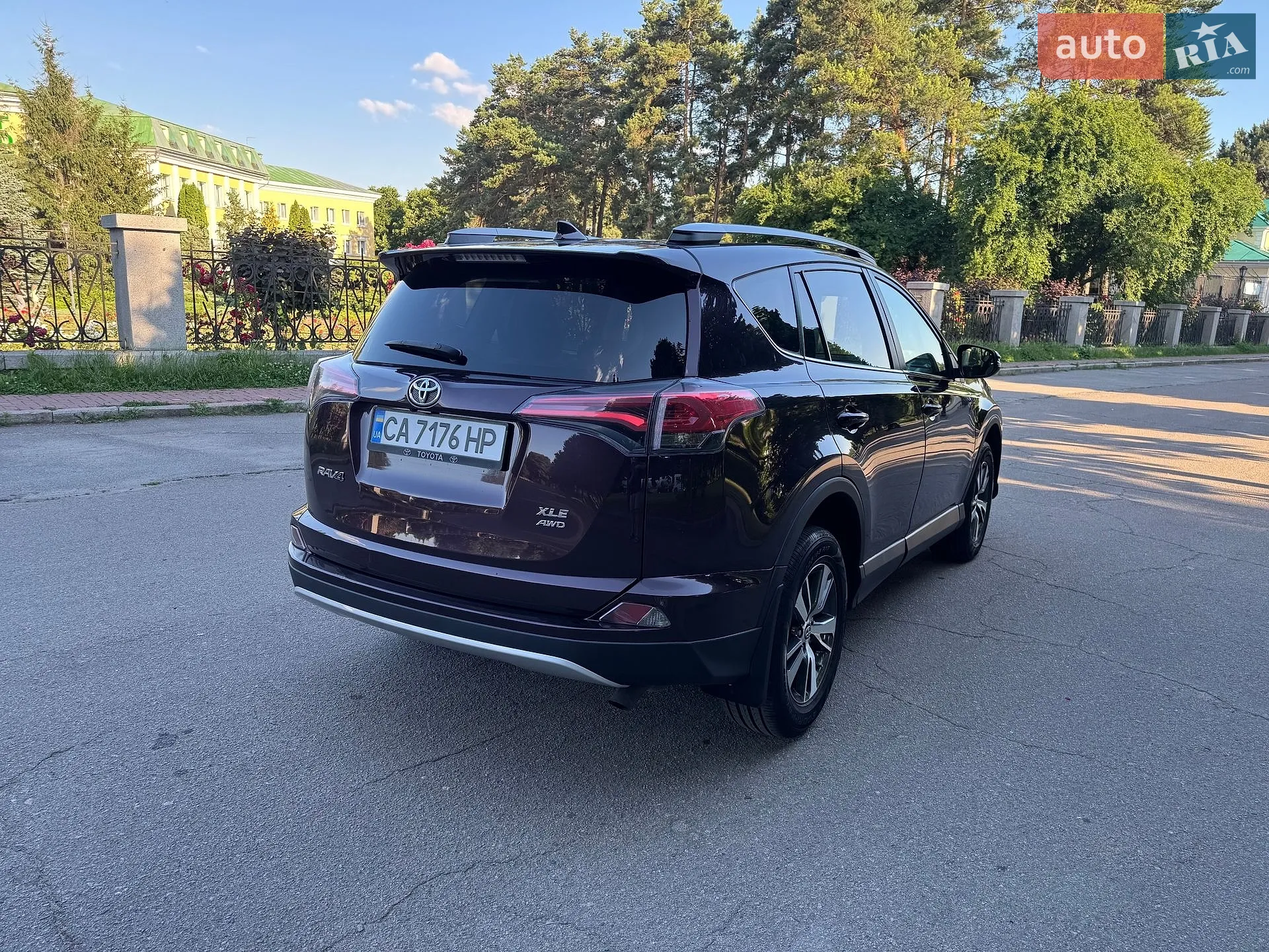 2016 Toyota RAV 4 - мініатюра 5