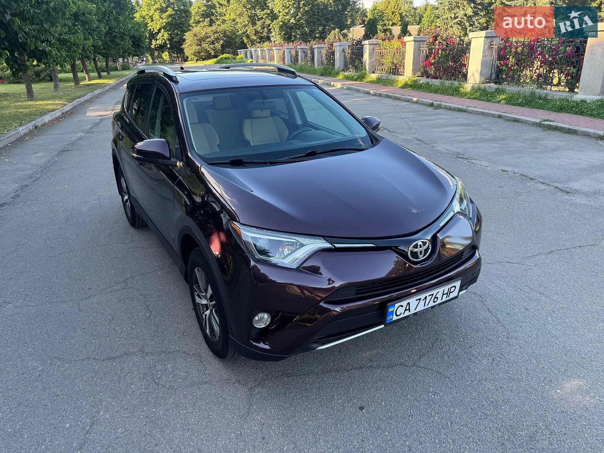 2016 Toyota RAV 4 - мініатюра 14