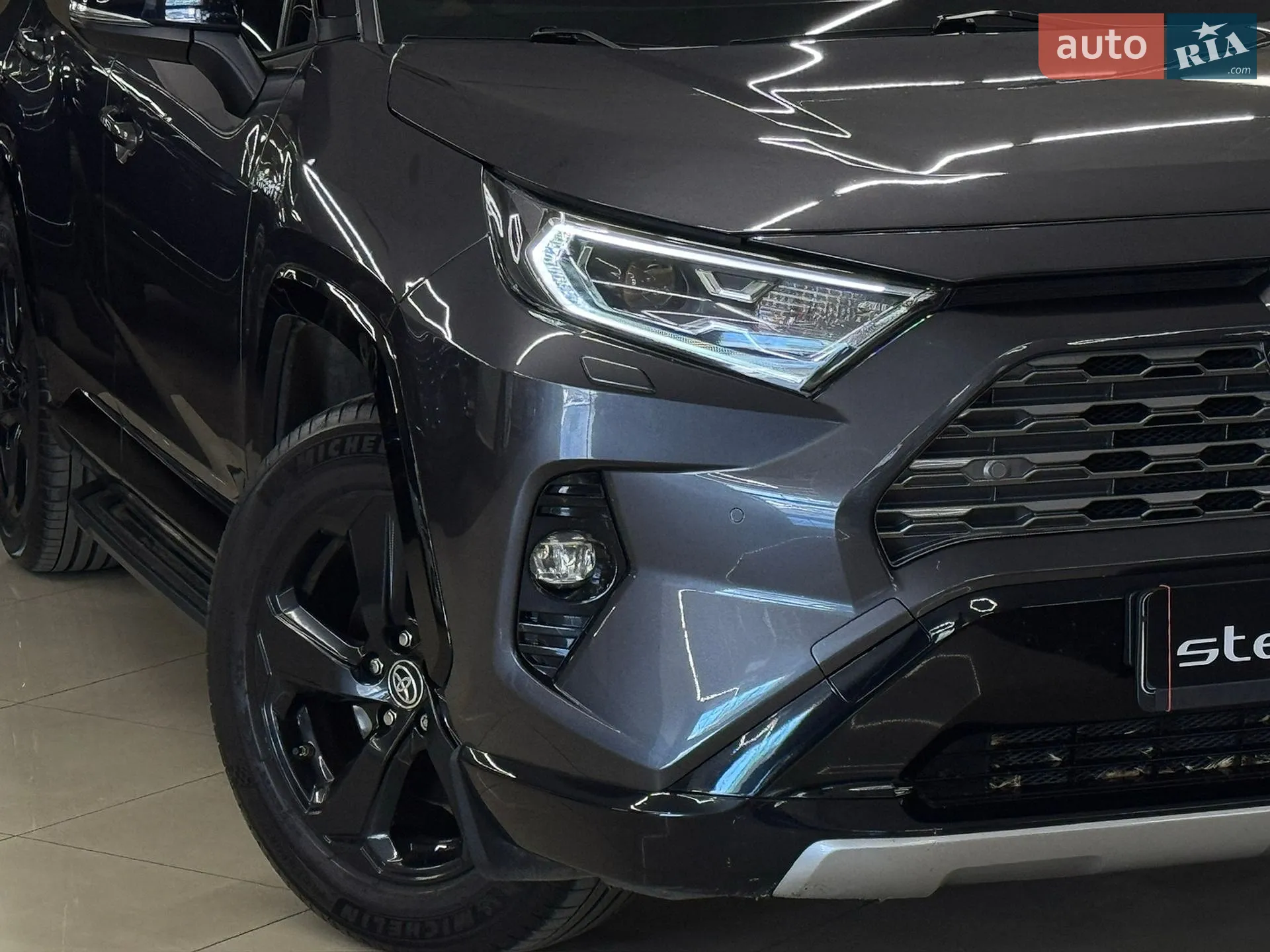 2020 Toyota RAV 4 - мініатюра 4