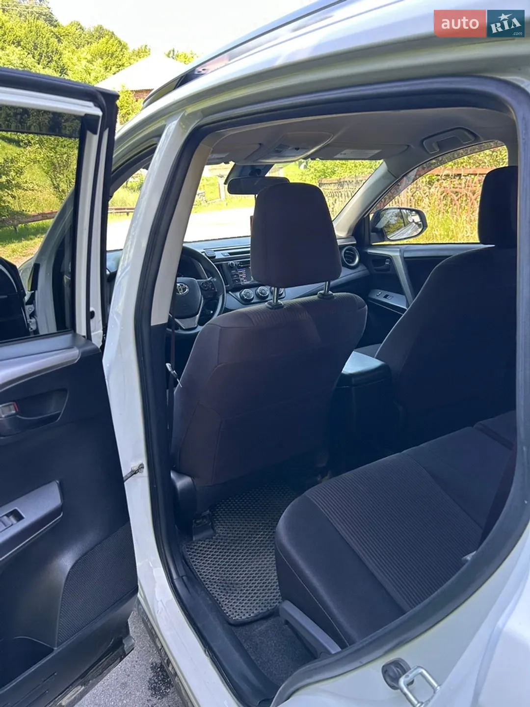 2018 Toyota RAV 4 - мініатюра 13