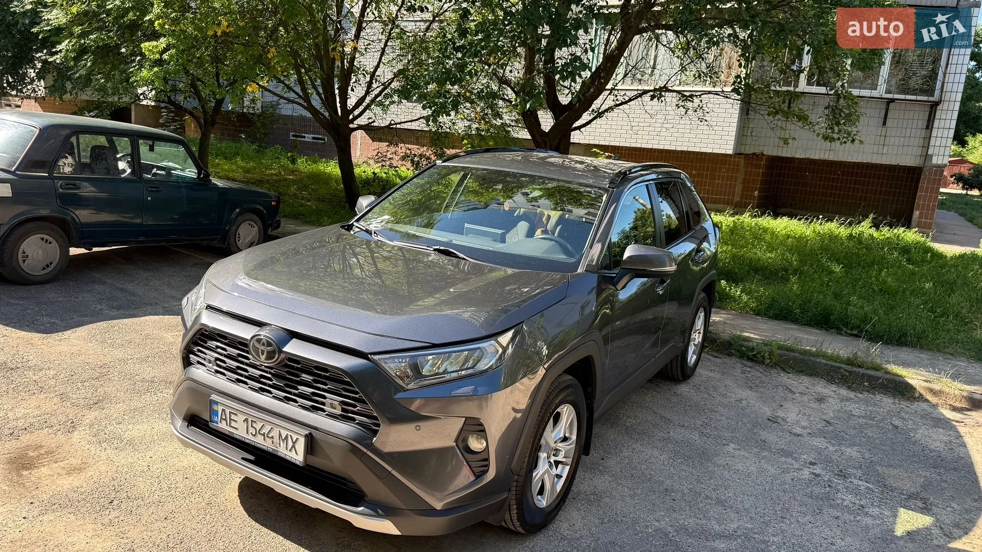 2020 Toyota RAV 4 - мініатюра 12