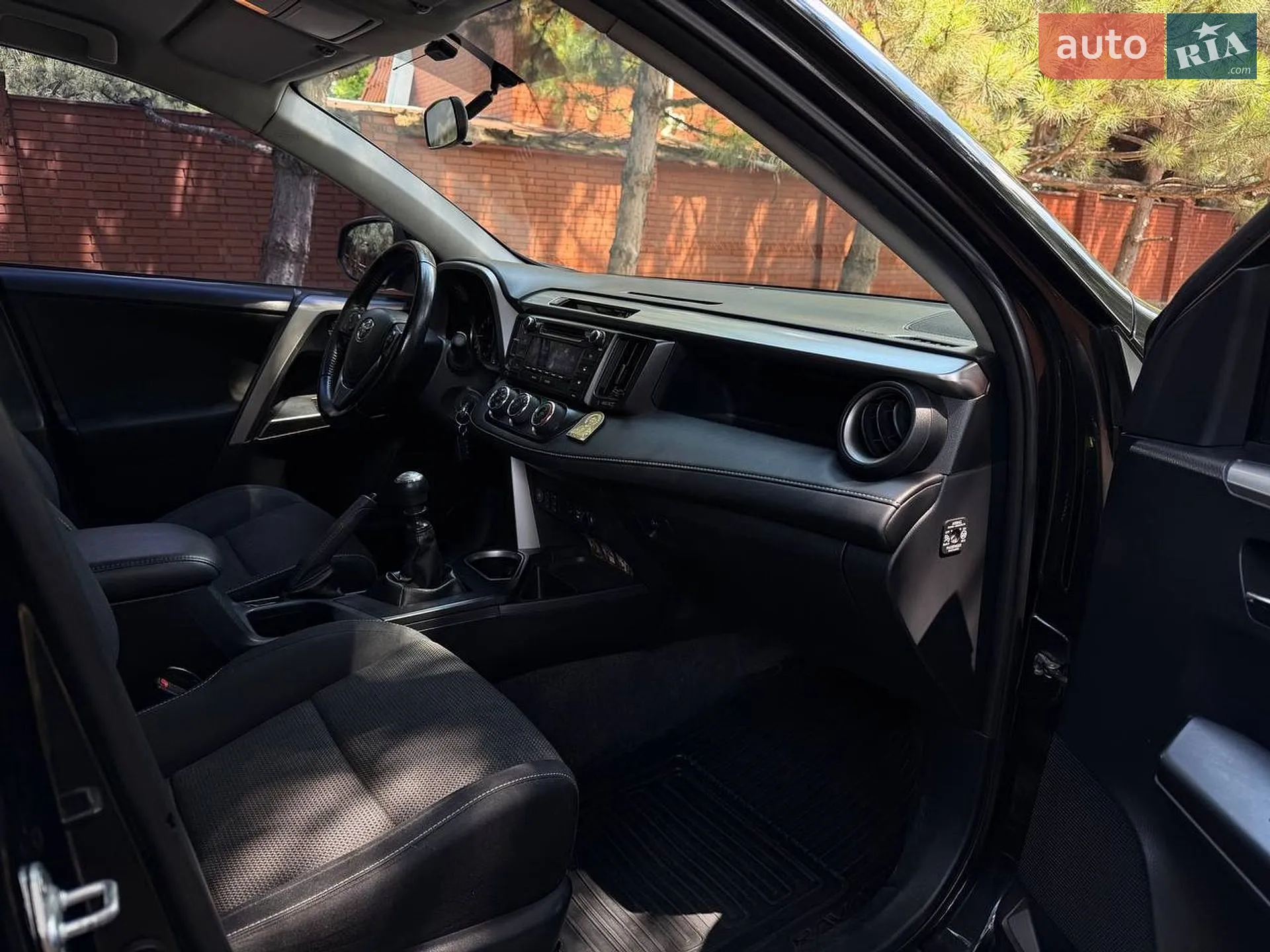 2016 Toyota RAV 4 - мініатюра 16