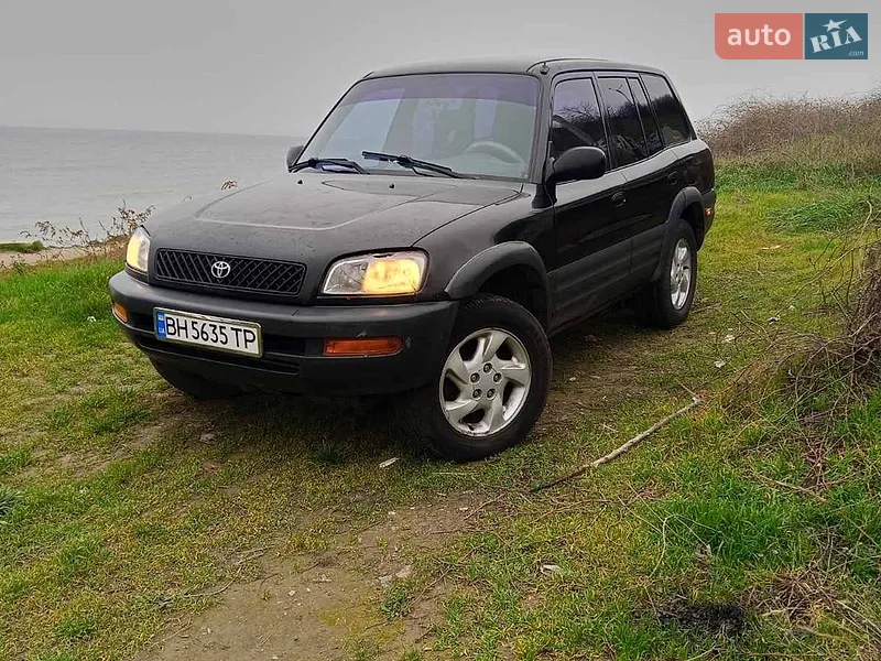 Toyota RAV4 1998