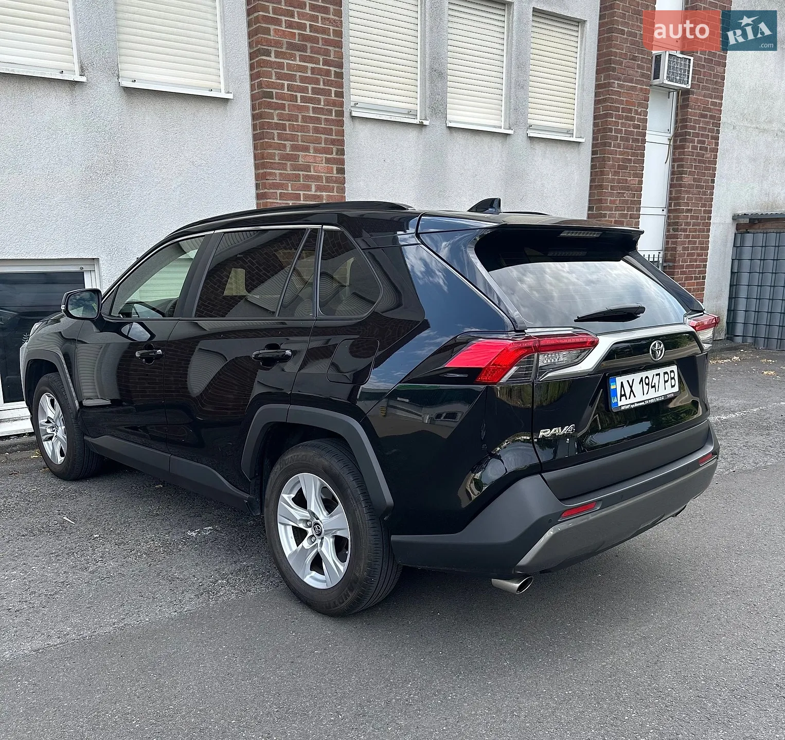 2019 Toyota RAV 4 - мініатюра 8