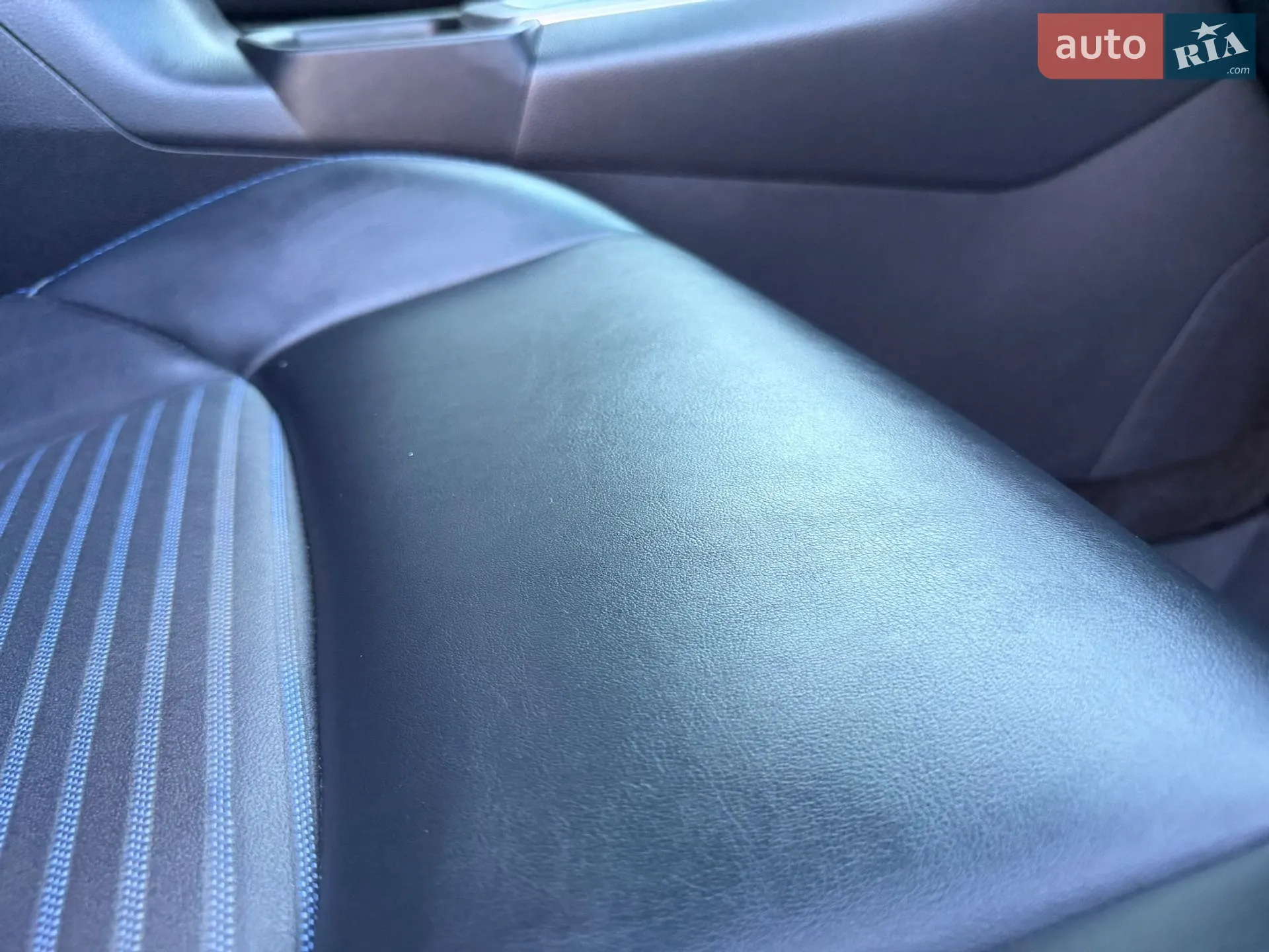 2019 Toyota RAV 4 - мініатюра 22