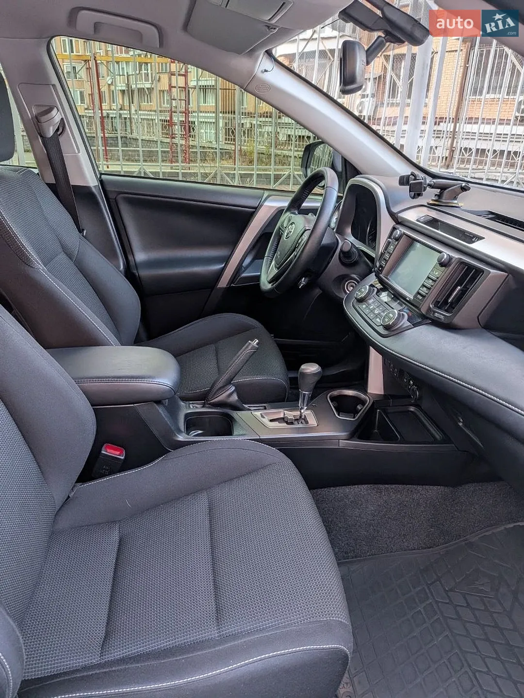 2017 Toyota RAV 4 - мініатюра 5