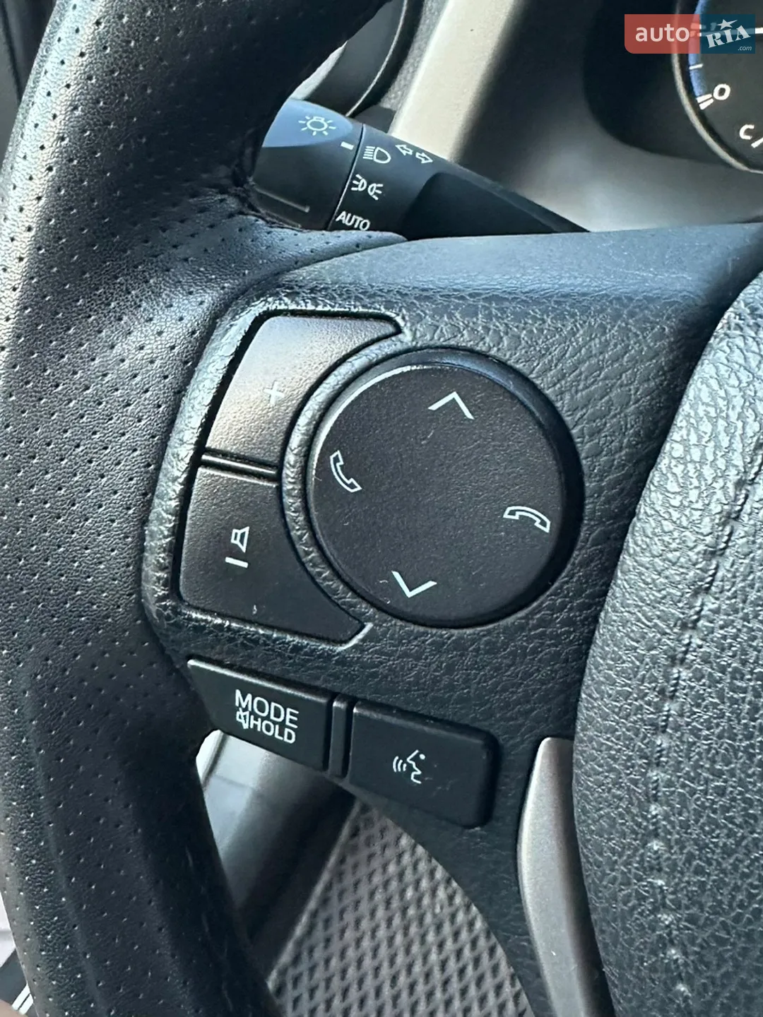2017 Toyota RAV 4 - мініатюра 37
