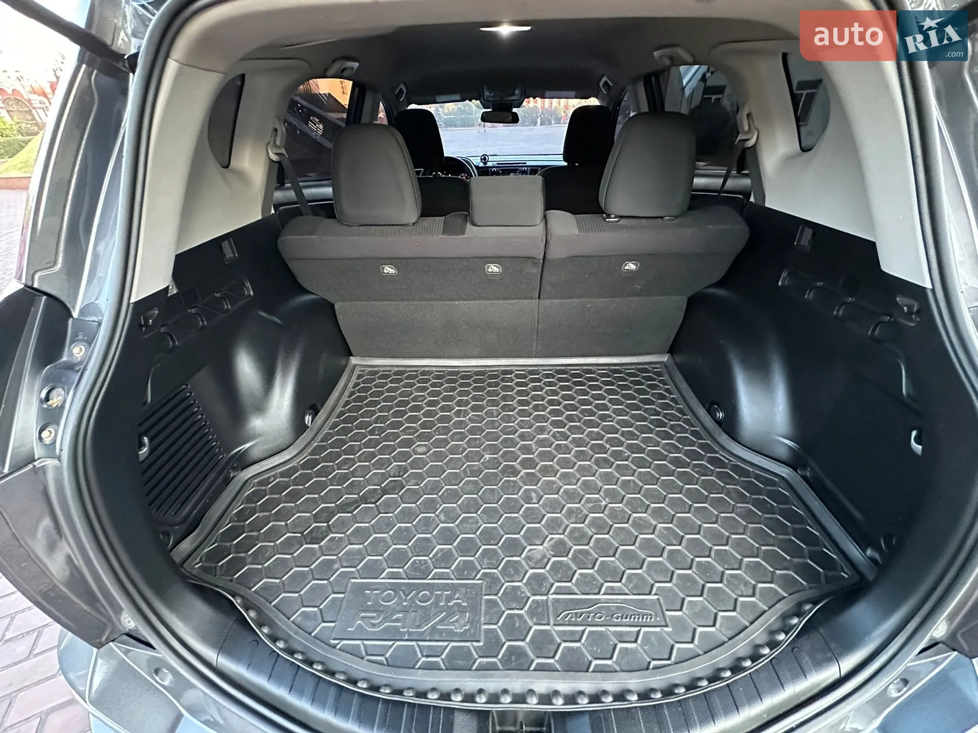 2017 Toyota RAV 4 - мініатюра 44