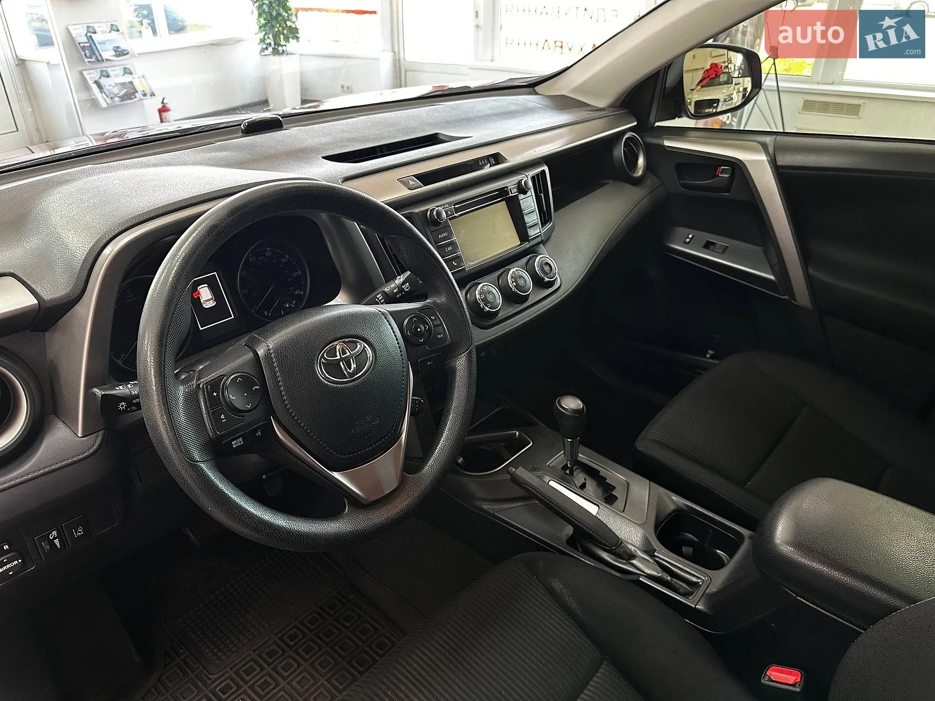 2016 Toyota RAV 4 - мініатюра 16
