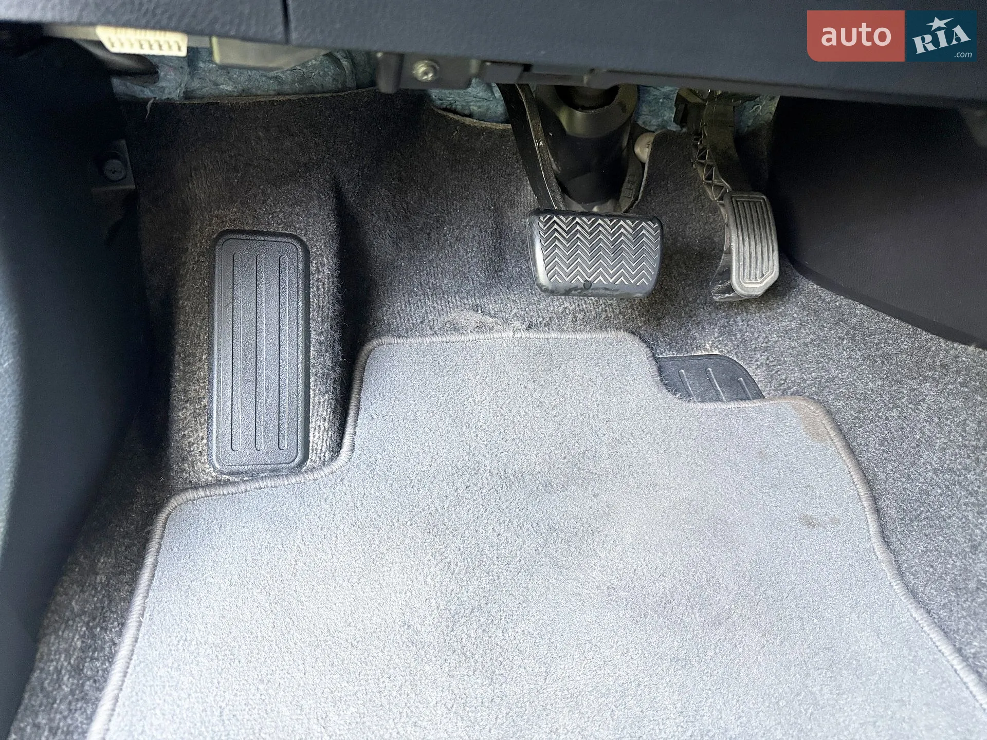 2013 Toyota RAV 4 - мініатюра 71