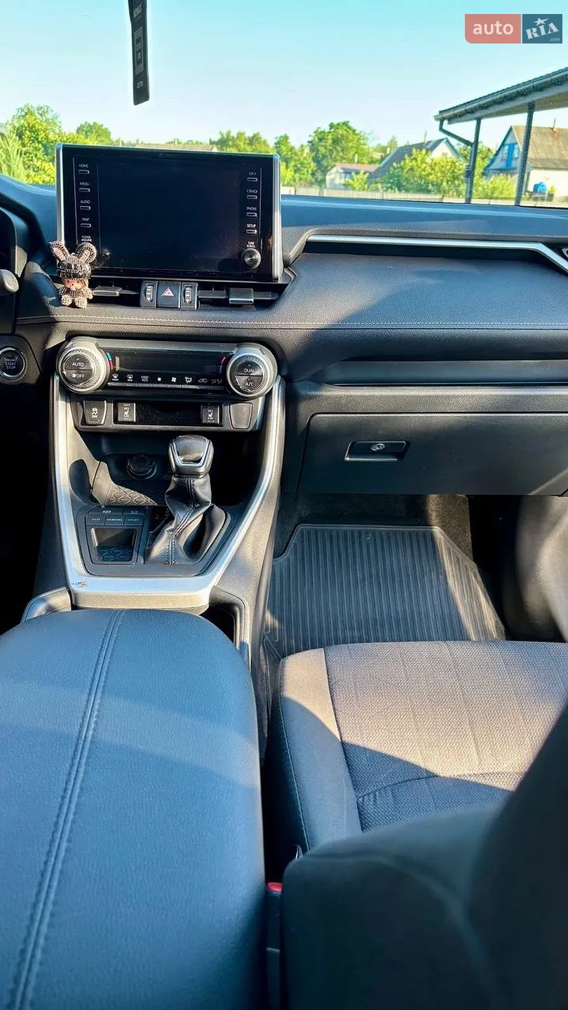 2019 Toyota RAV 4 - мініатюра 19