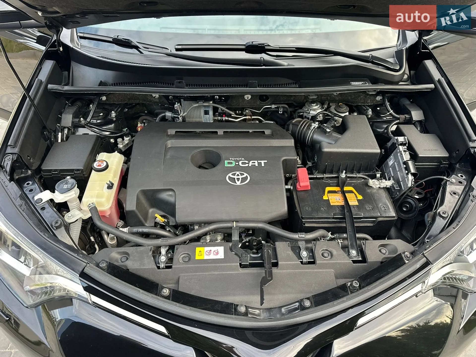 2017 Toyota RAV 4 - мініатюра 148