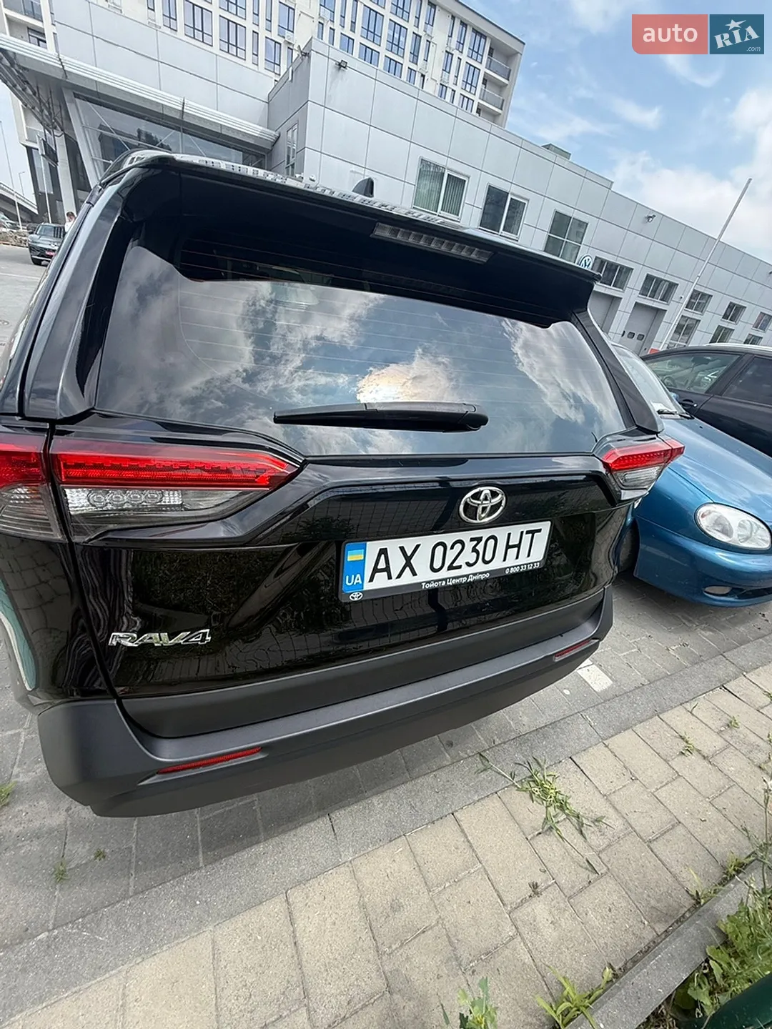 2022 Toyota RAV 4 - мініатюра 4