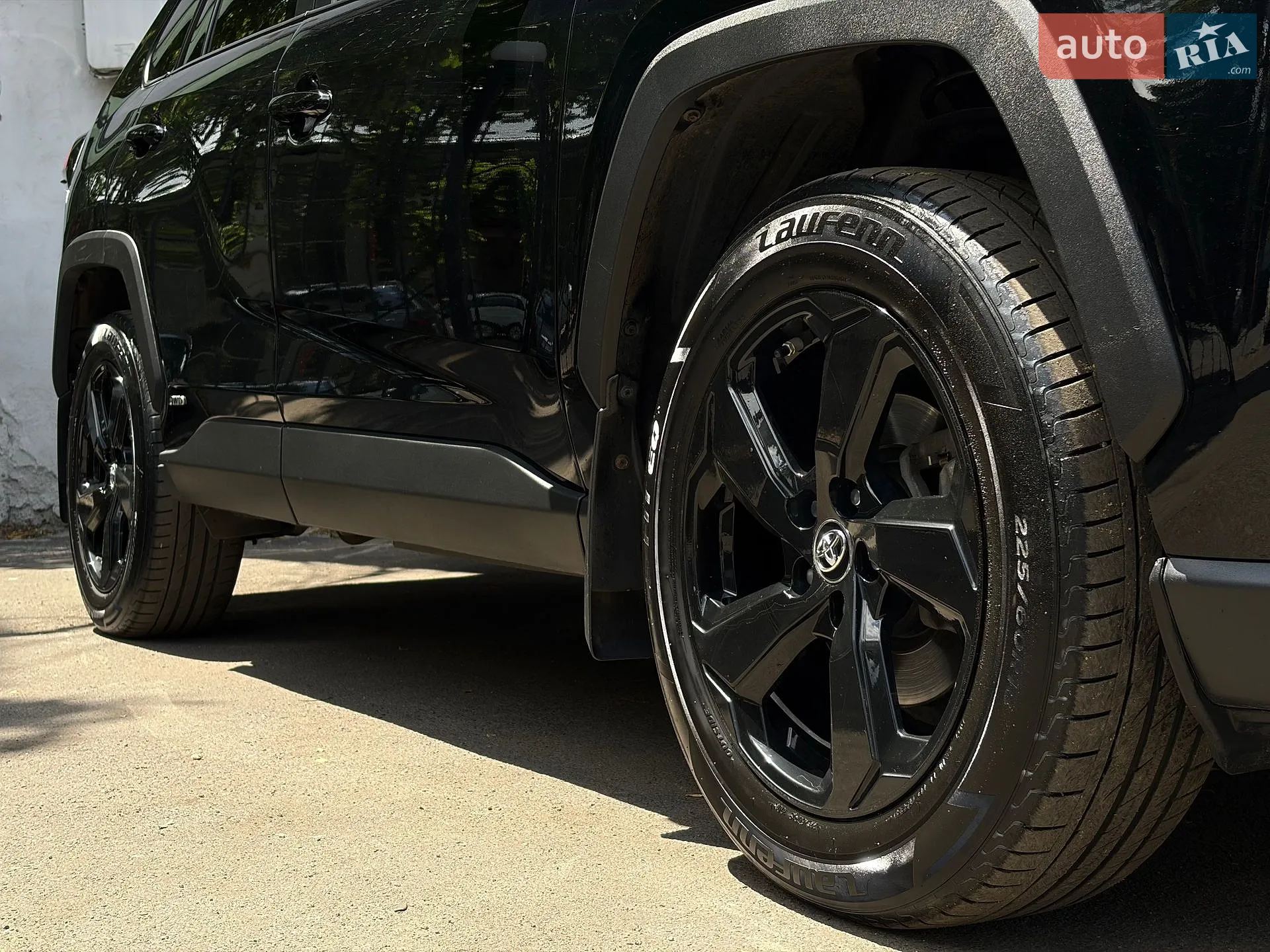 2019 Toyota RAV 4 - мініатюра 17