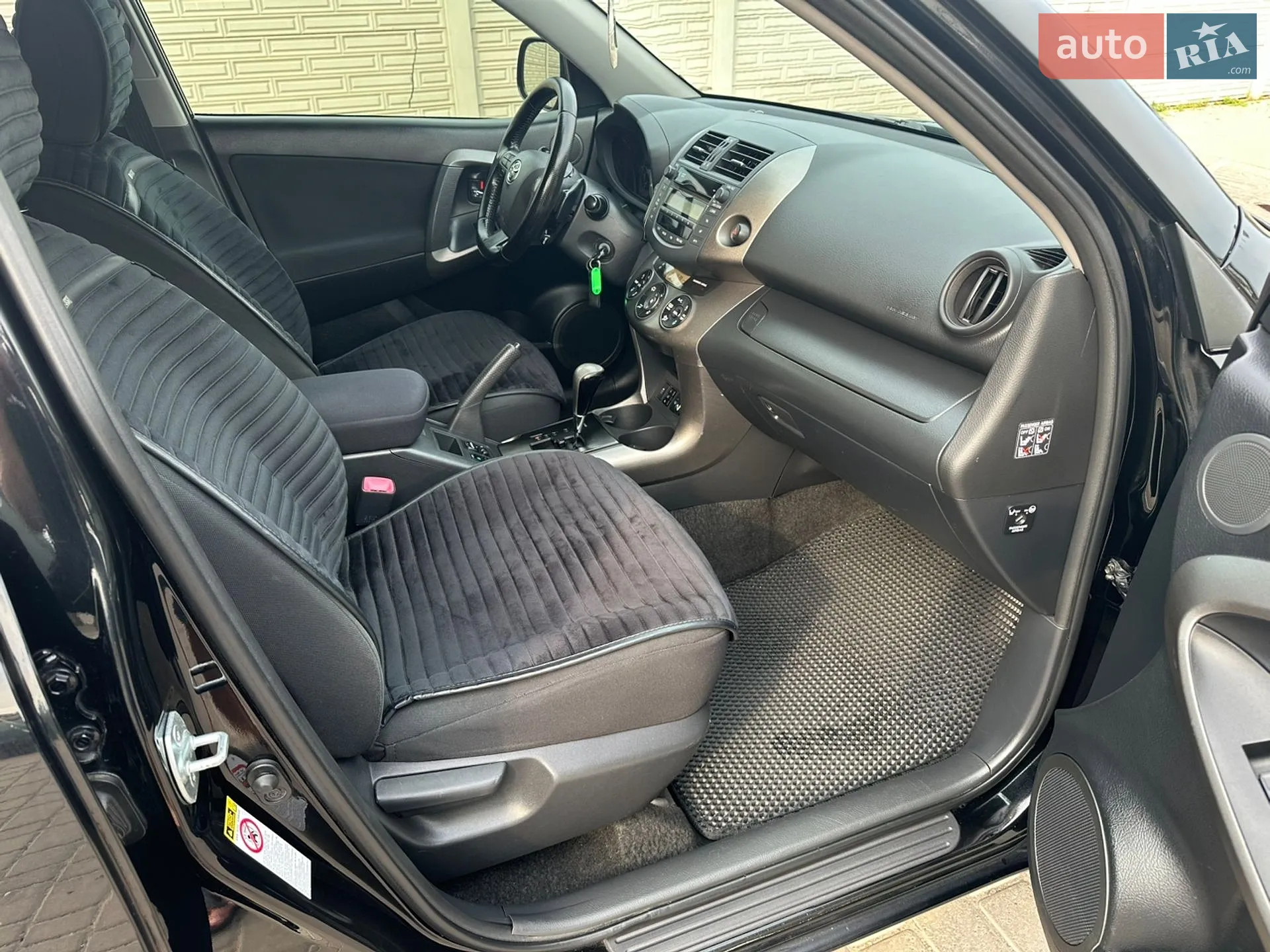 2011 Toyota RAV 4 - мініатюра 39