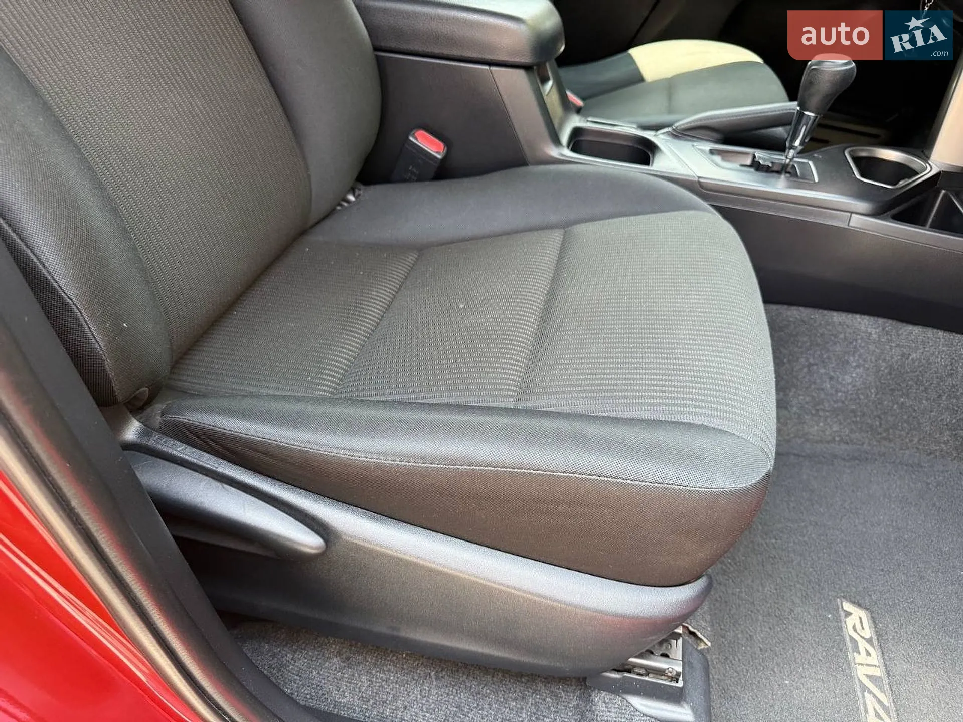 2016 Toyota RAV 4 - мініатюра 11