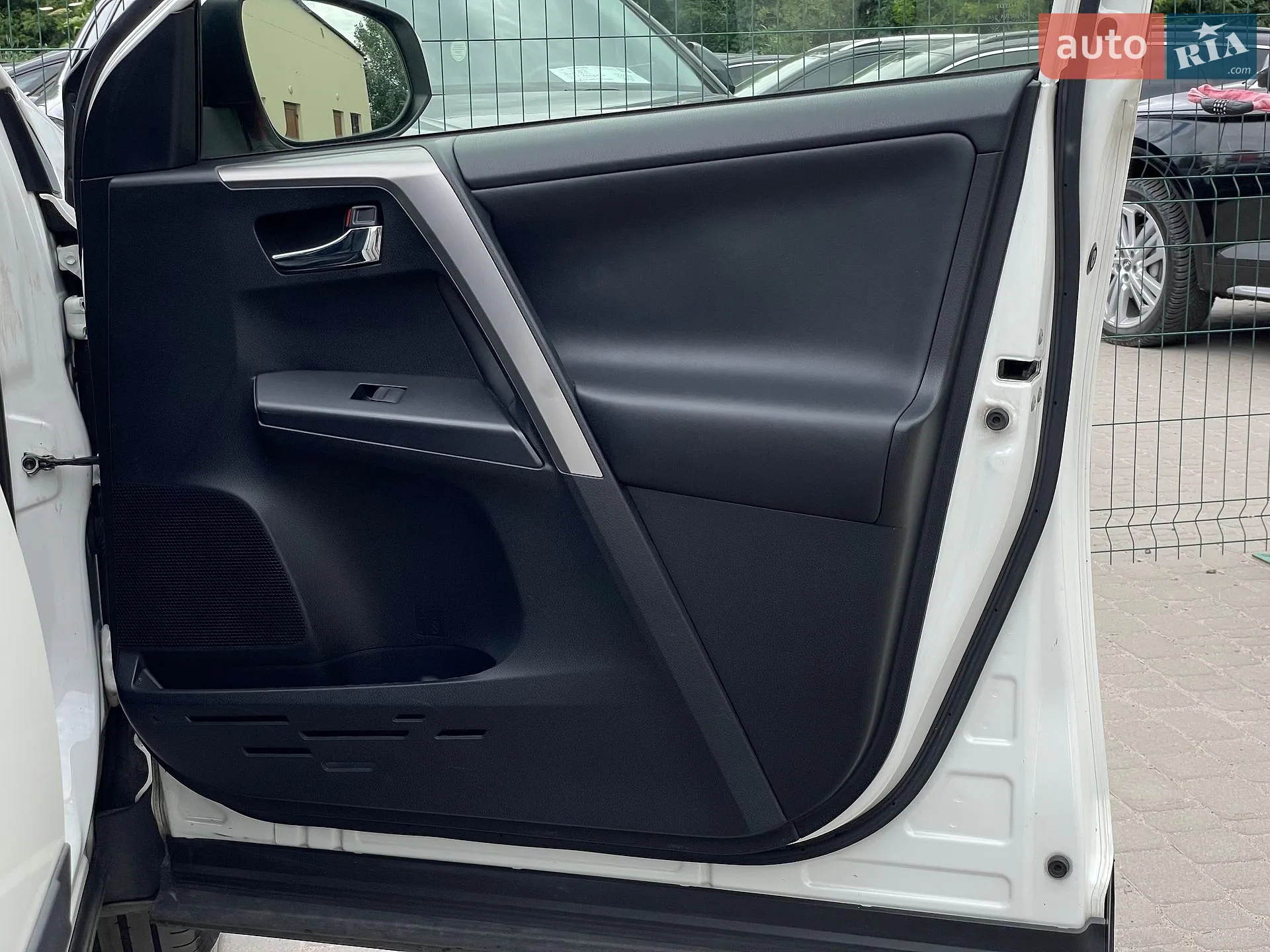 2016 Toyota RAV 4 - мініатюра 35