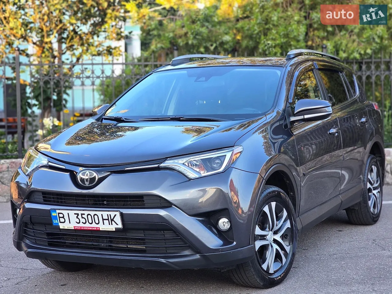 2016 Toyota RAV 4 - мініатюра 10
