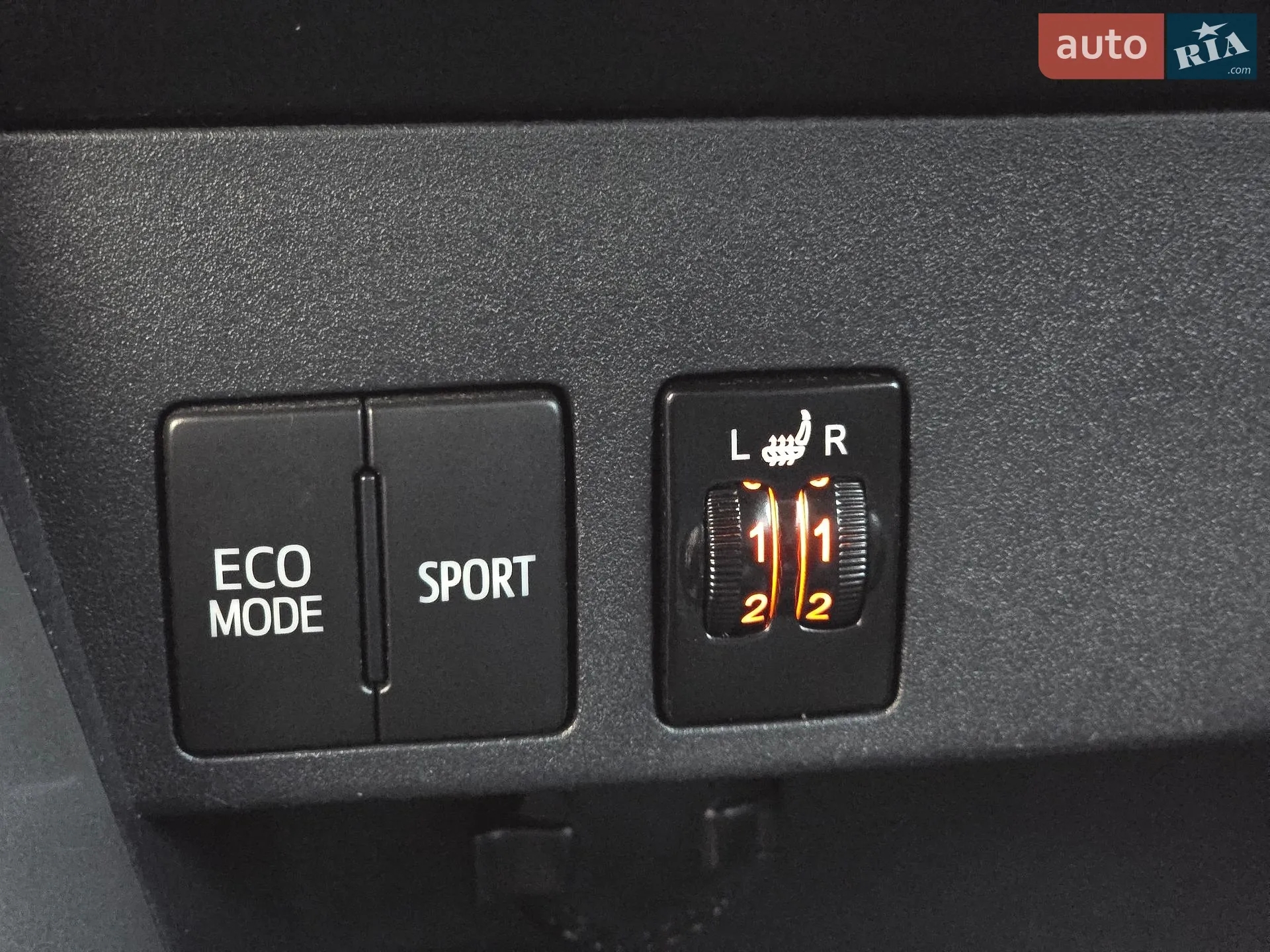 2017 Toyota RAV 4 - мініатюра 41