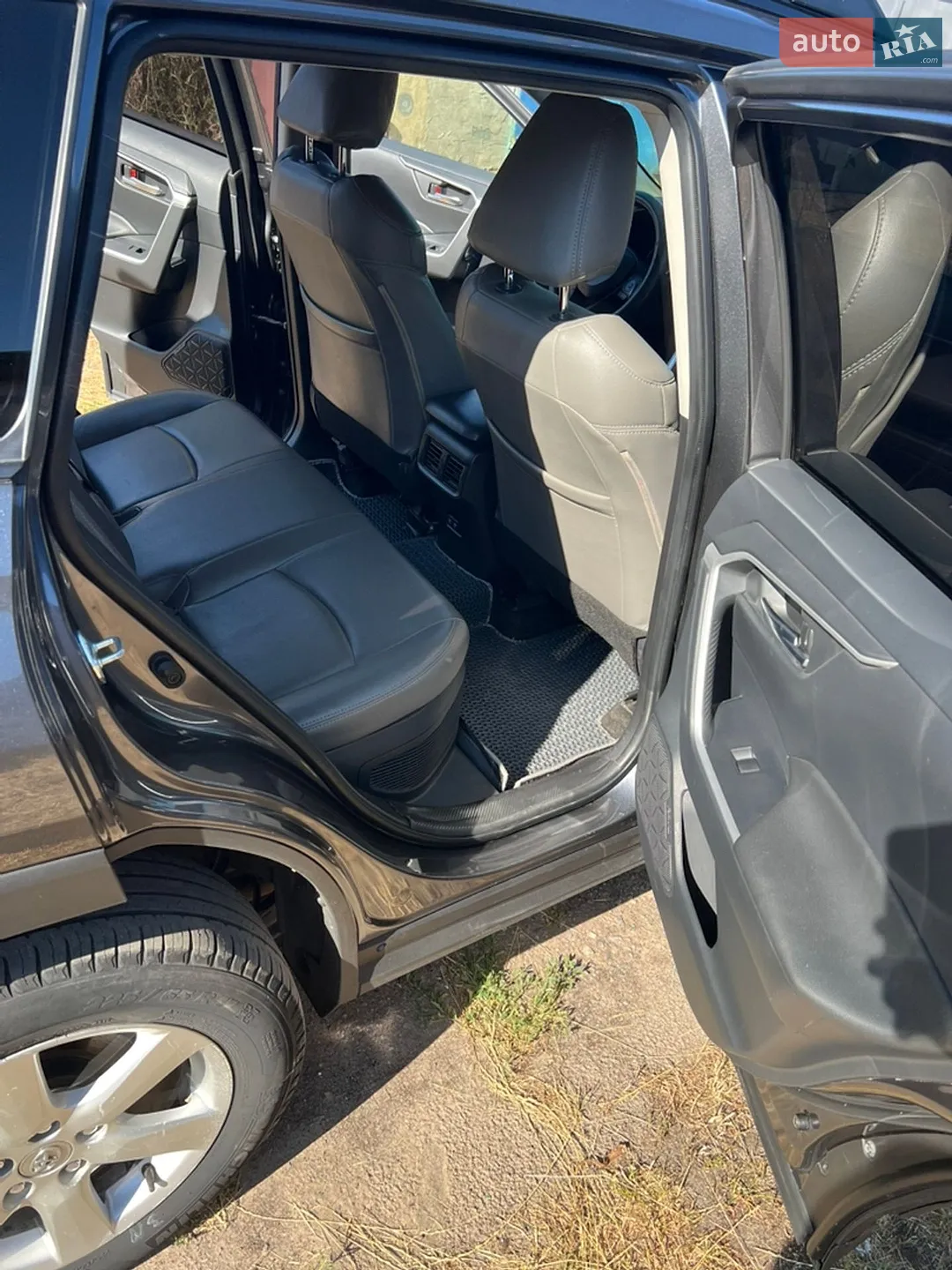 2019 Toyota RAV 4 - мініатюра 12