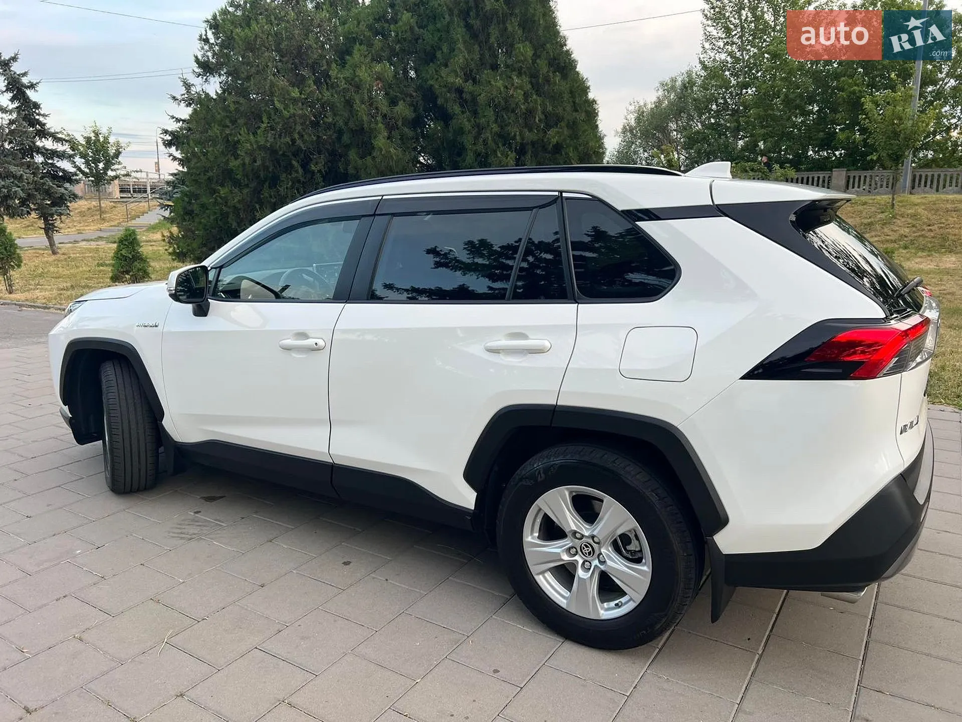2020 Toyota RAV 4 - мініатюра 33