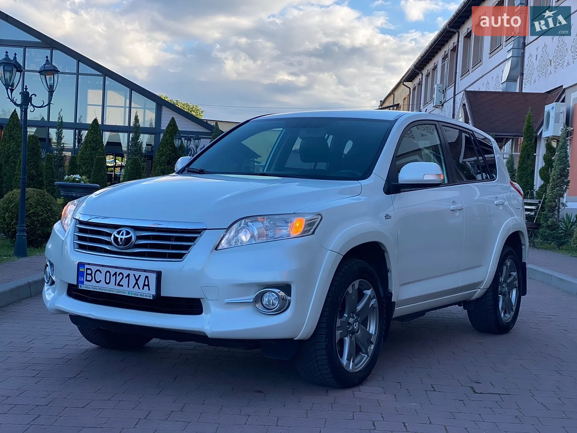 2011 Toyota RAV 4 - мініатюра 7