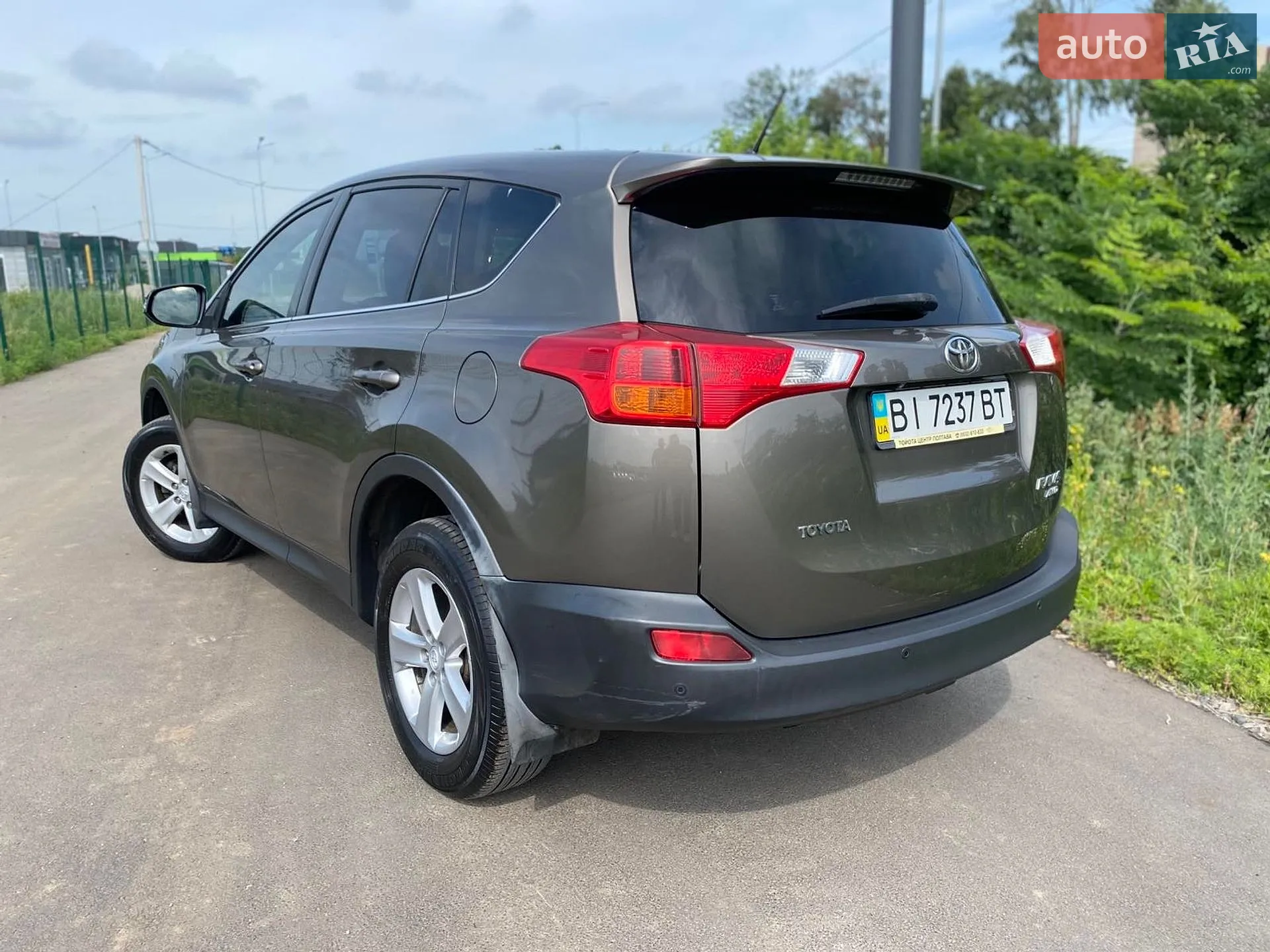 2013 Toyota RAV 4 - мініатюра 3