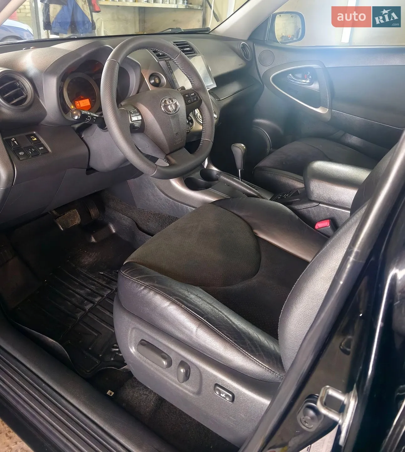 2010 Toyota RAV 4 - мініатюра 23