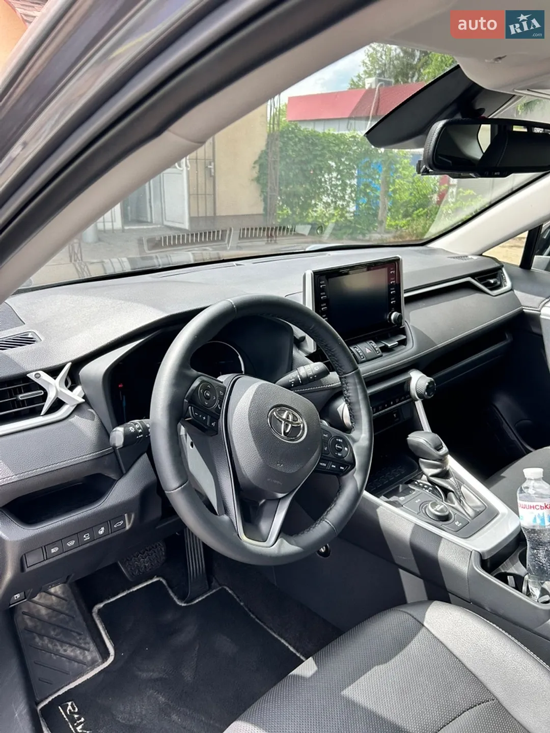 2019 Toyota RAV 4 - мініатюра 8