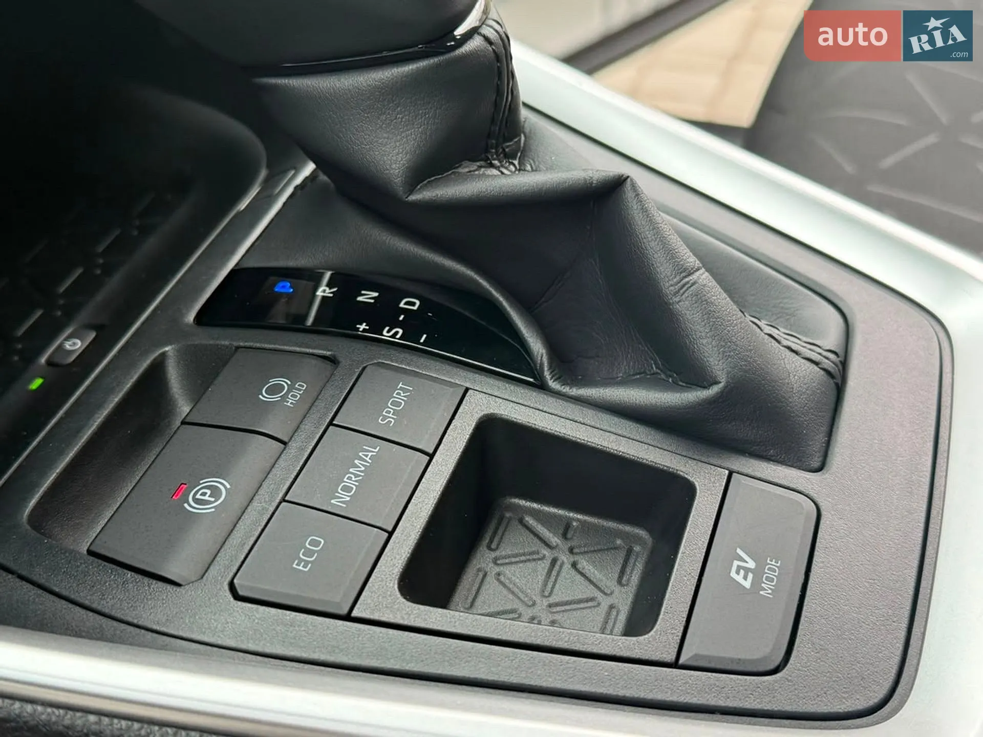 2023 Toyota RAV 4 - мініатюра 29