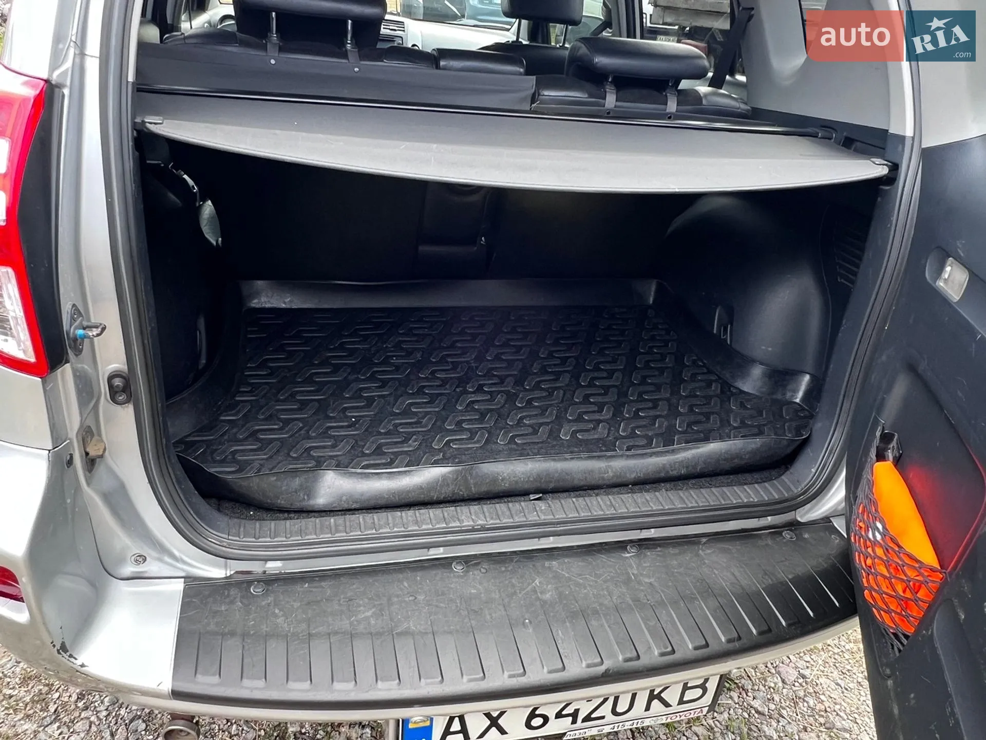 2012 Toyota RAV 4 - мініатюра 12