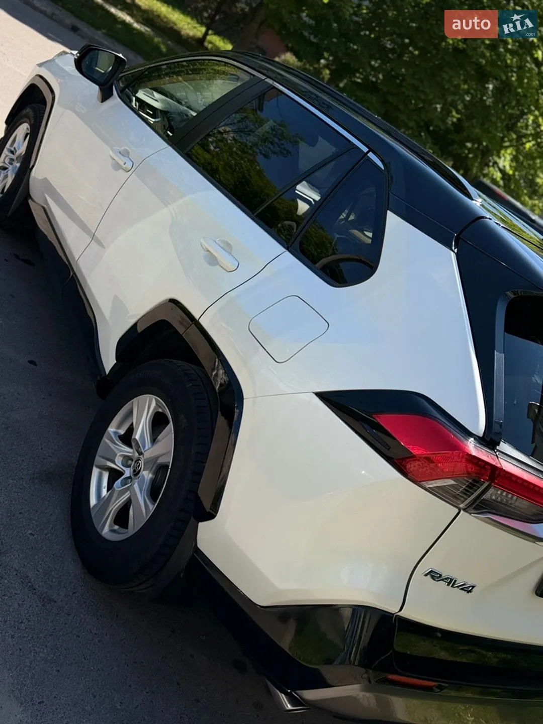 2020 Toyota RAV 4 - мініатюра 8