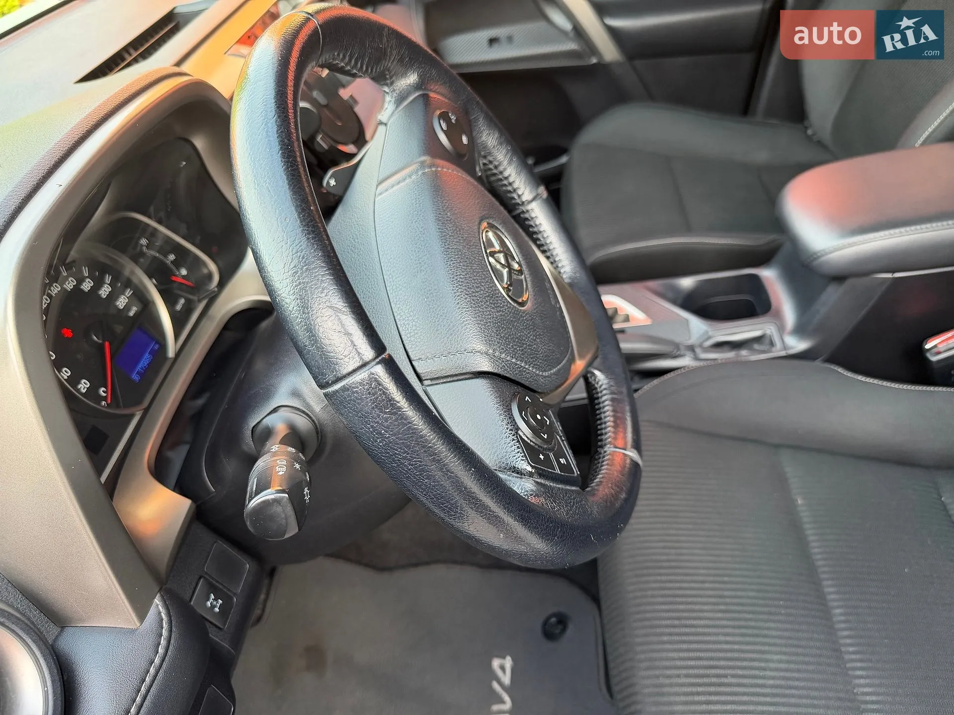 2014 Toyota RAV 4 - мініатюра 6
