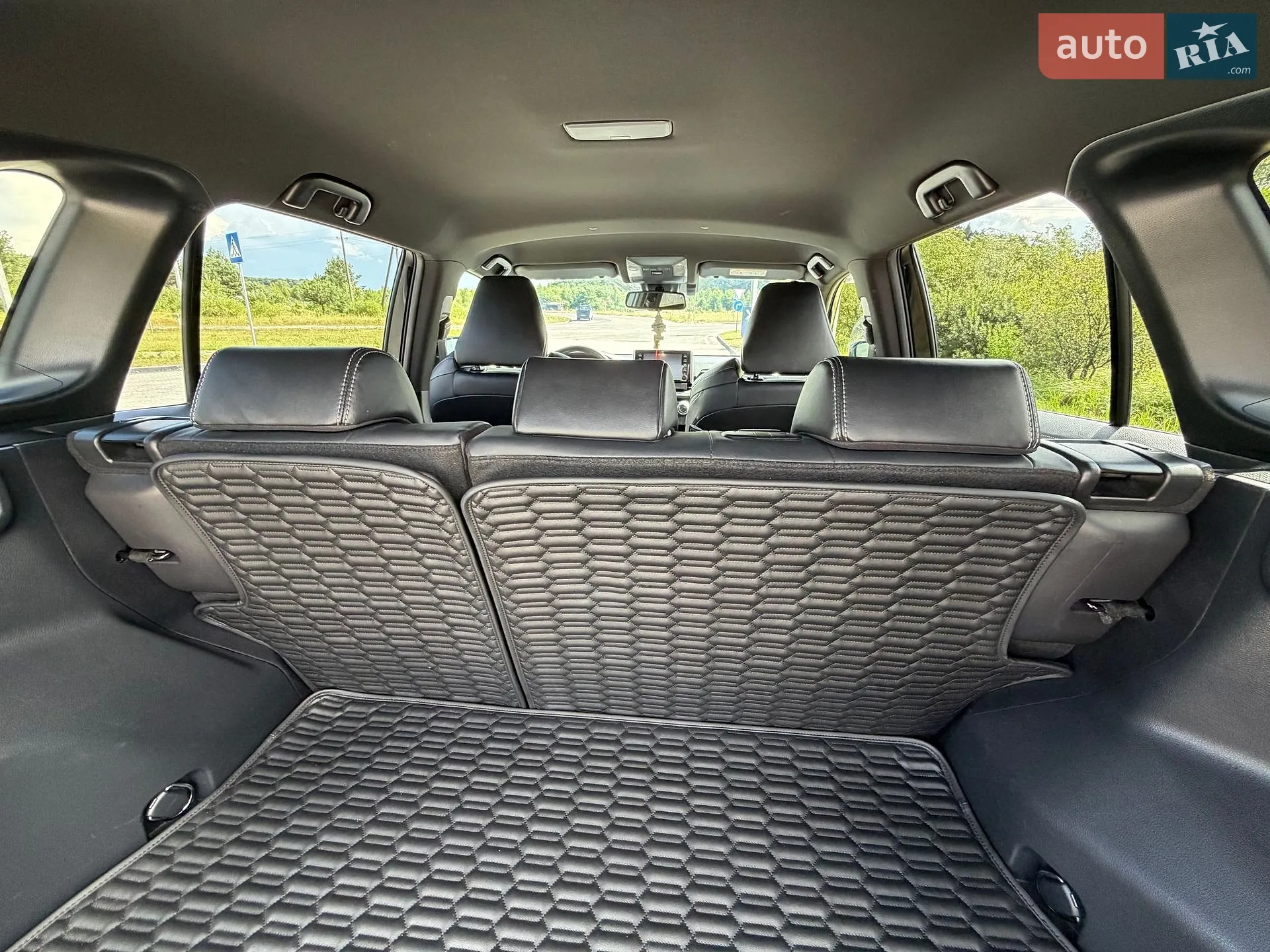2022 Toyota RAV 4 - мініатюра 6