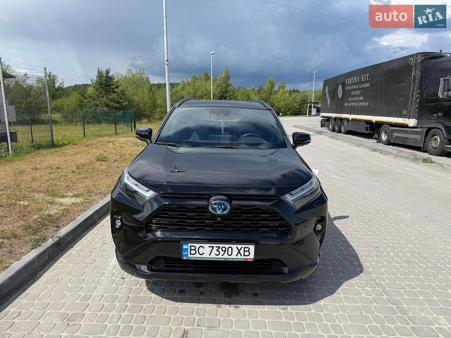 2022 Toyota RAV 4 - фото 1