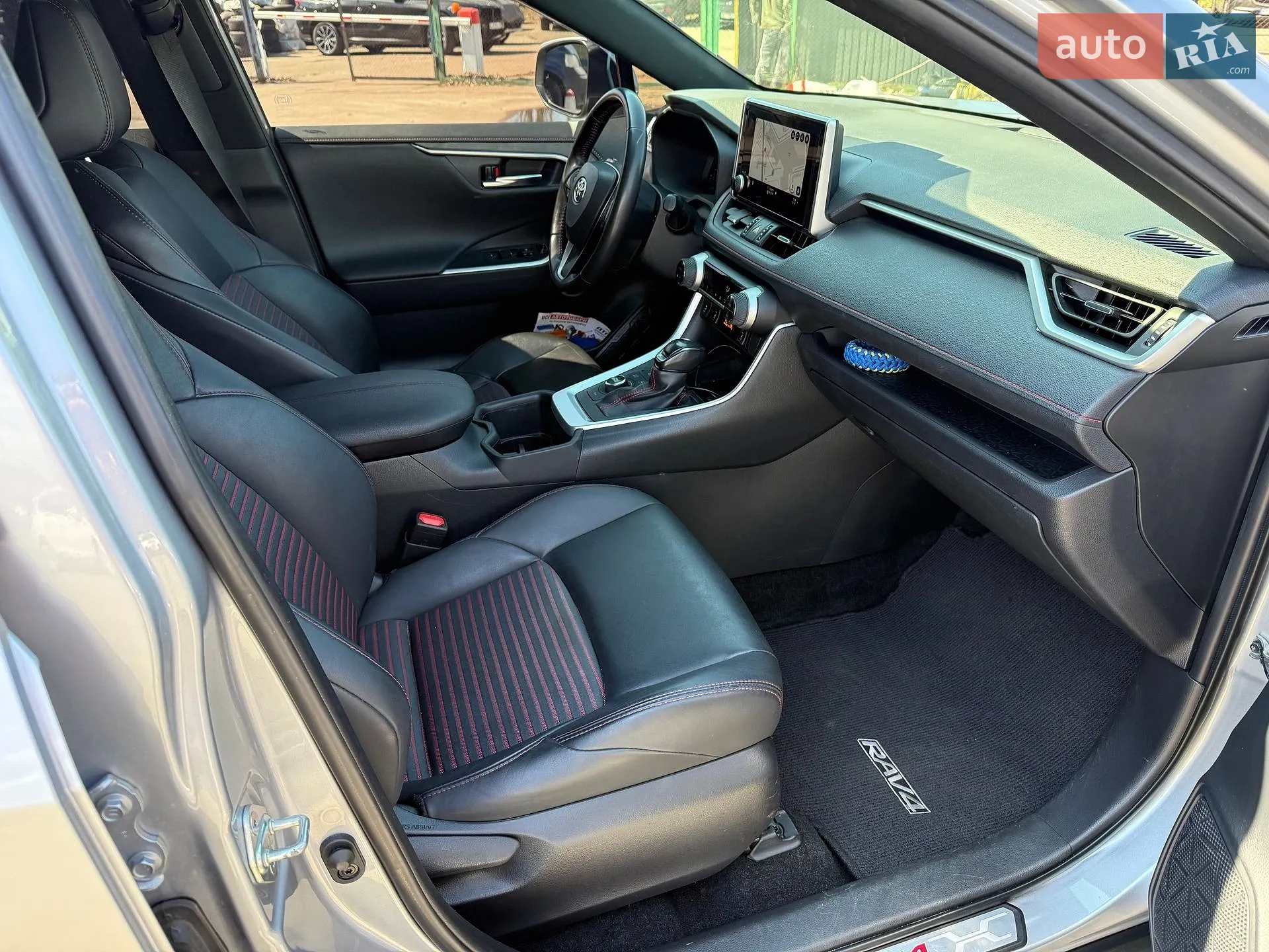 2023 Toyota RAV 4 - мініатюра 15